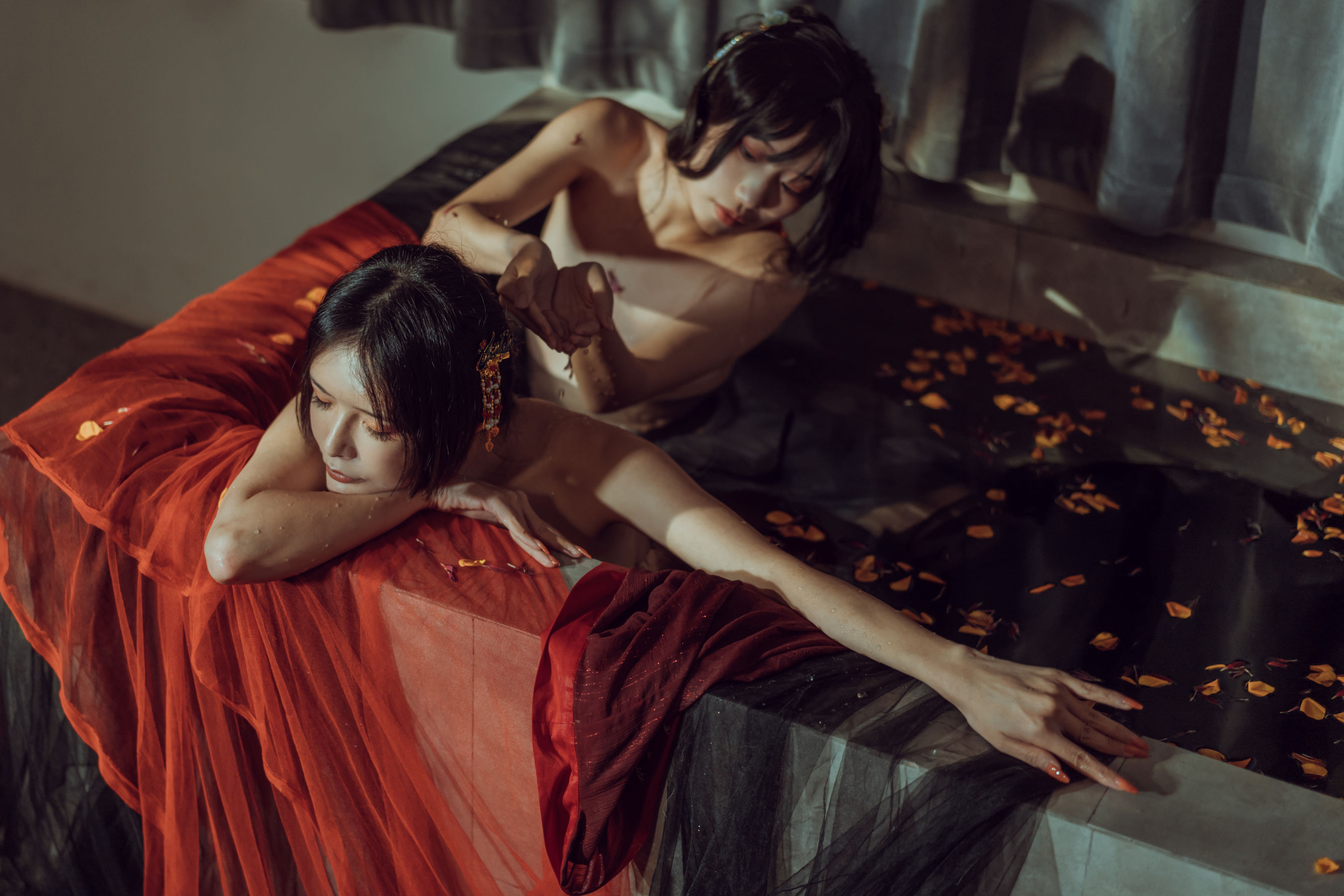 [COS福利] 秋和柯基(夏小秋秋秋) - 昏红帐第15张