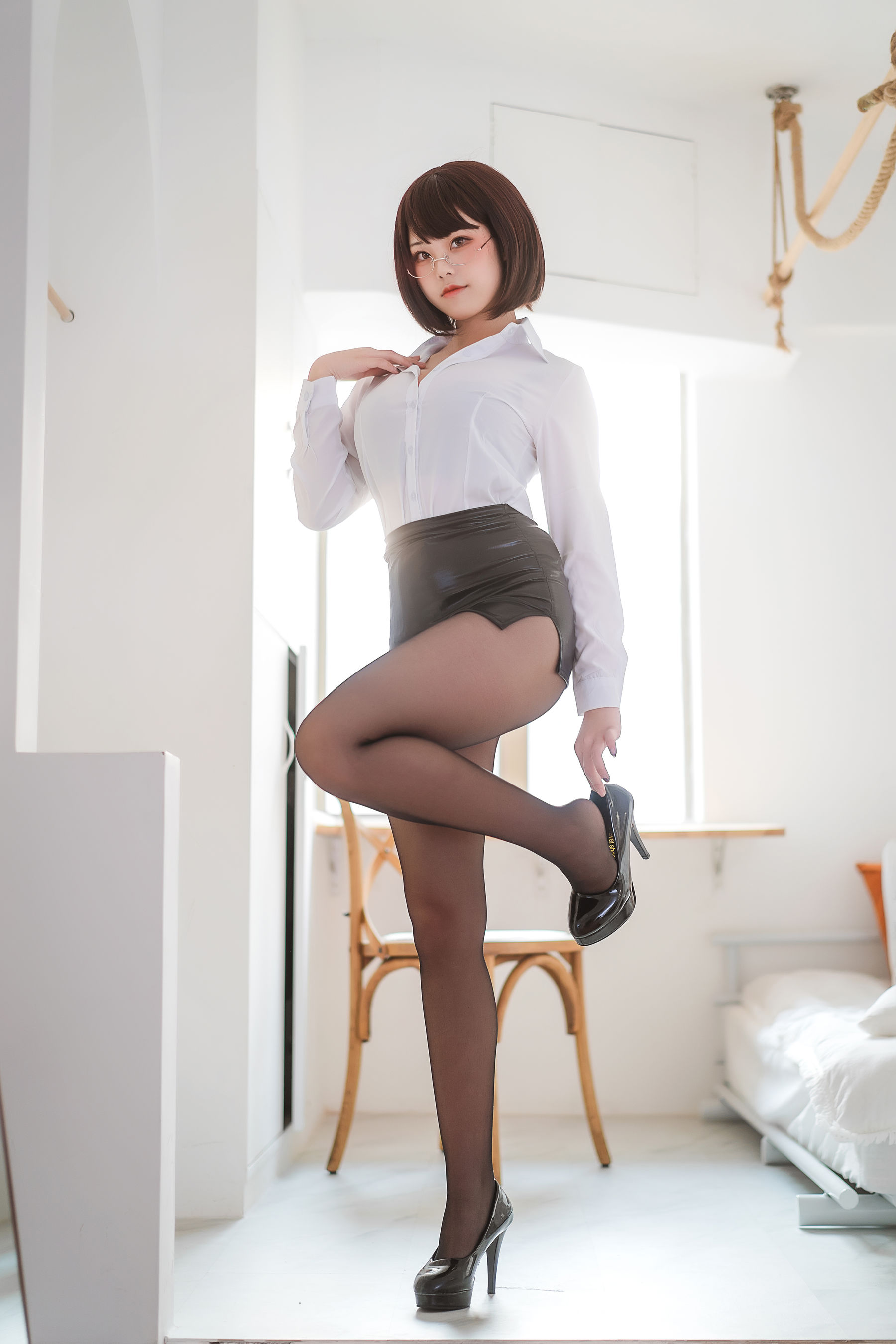 [COS福利] 萌系小姐姐蜜汁猫裘 - 醉OL第1张