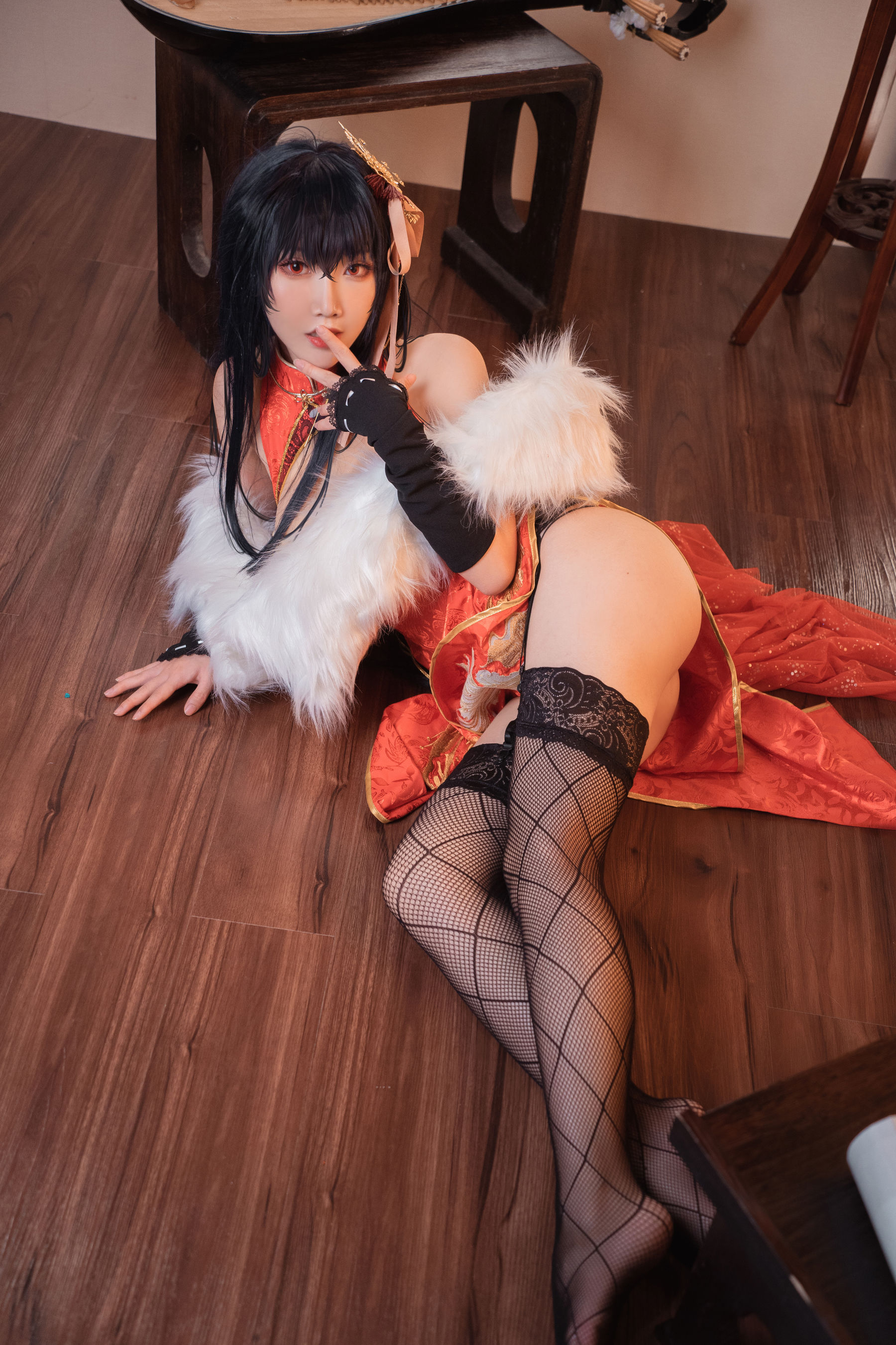 [COS福利] 可爱人气Coser面饼仙儿 - 大凤旗袍第10张