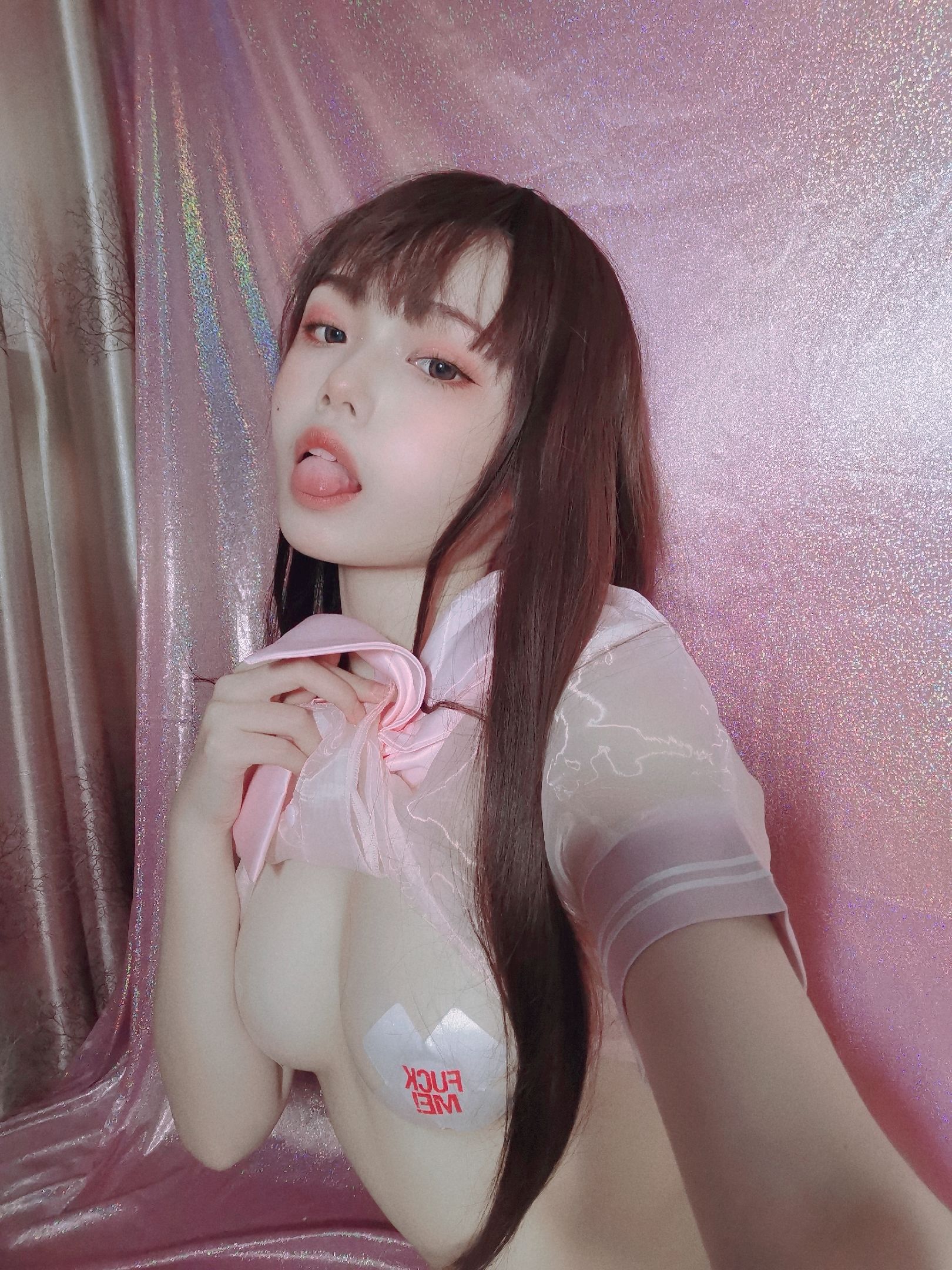 [COS福利] 七月喵子 - 粉嫩水手服第1张