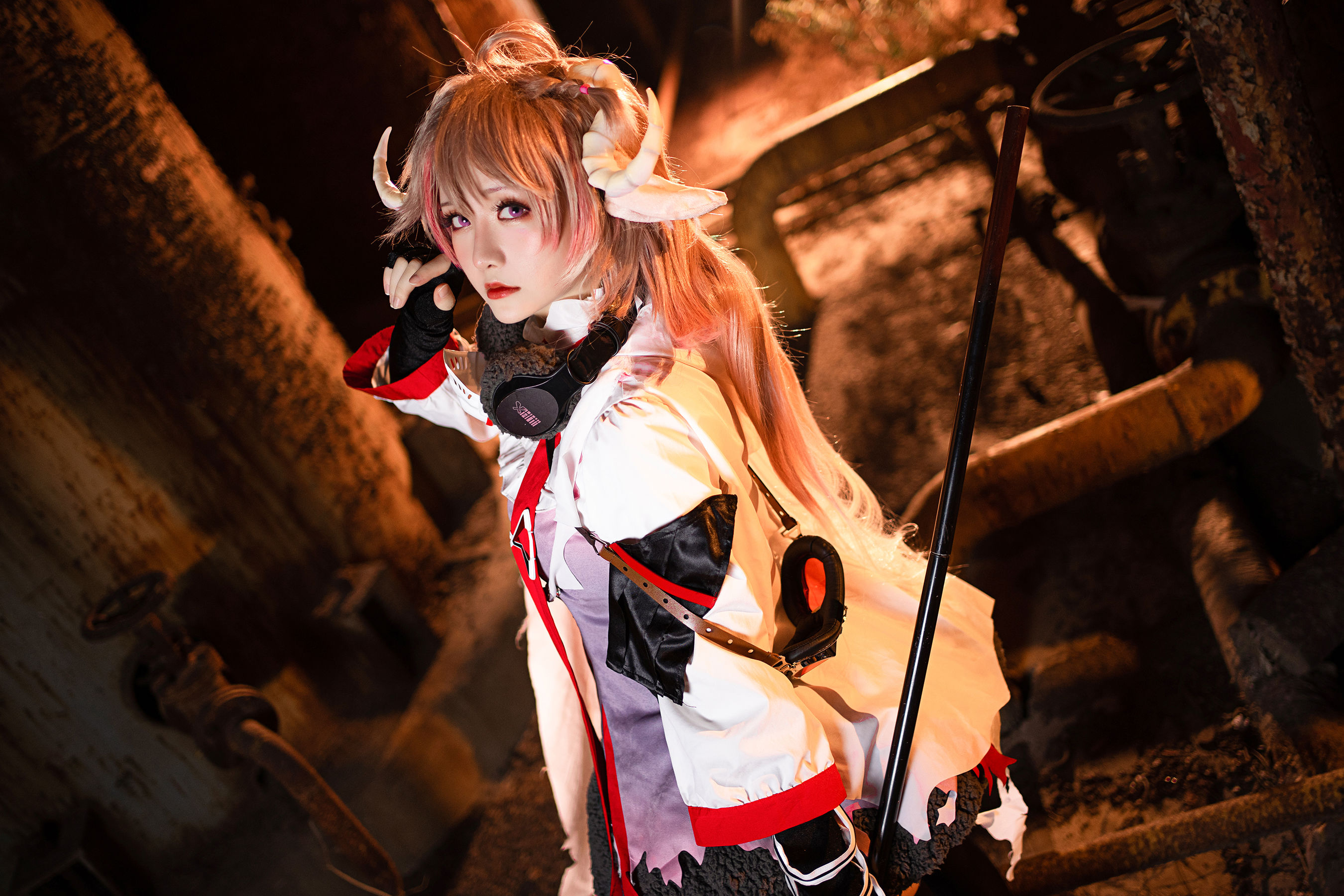 [COS福利] Coser小姐姐星之迟迟 - 明日方舟《艾雅法拉》第2张