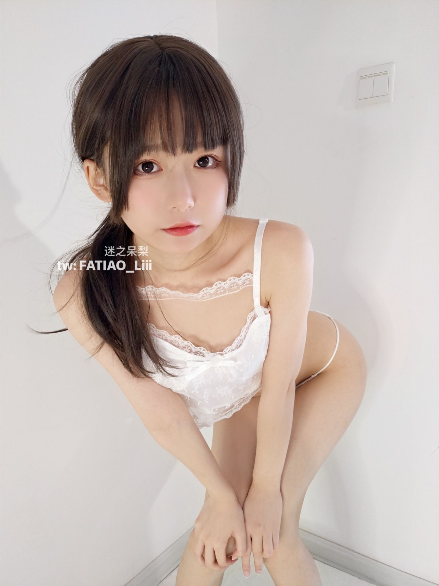 [福利COS] 迷之呆梨(发条少女)[fantia] - 有趣的假期第3张