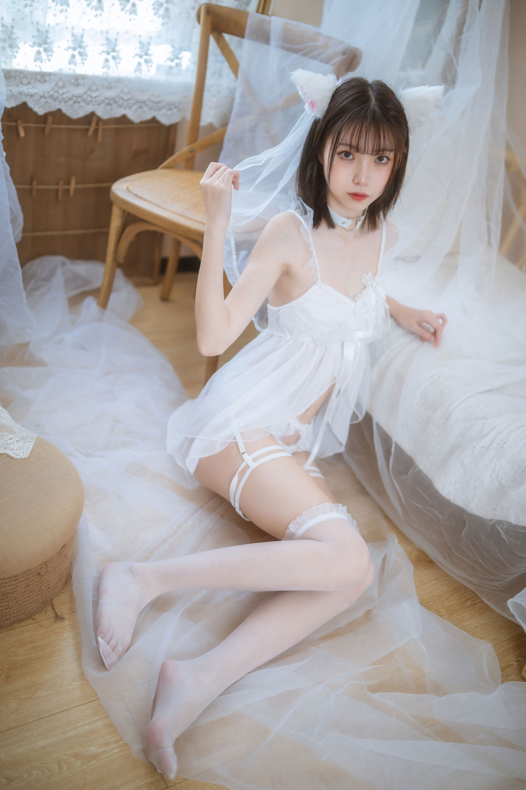 [福利COS] 许岚 - 少女白色裙第5张