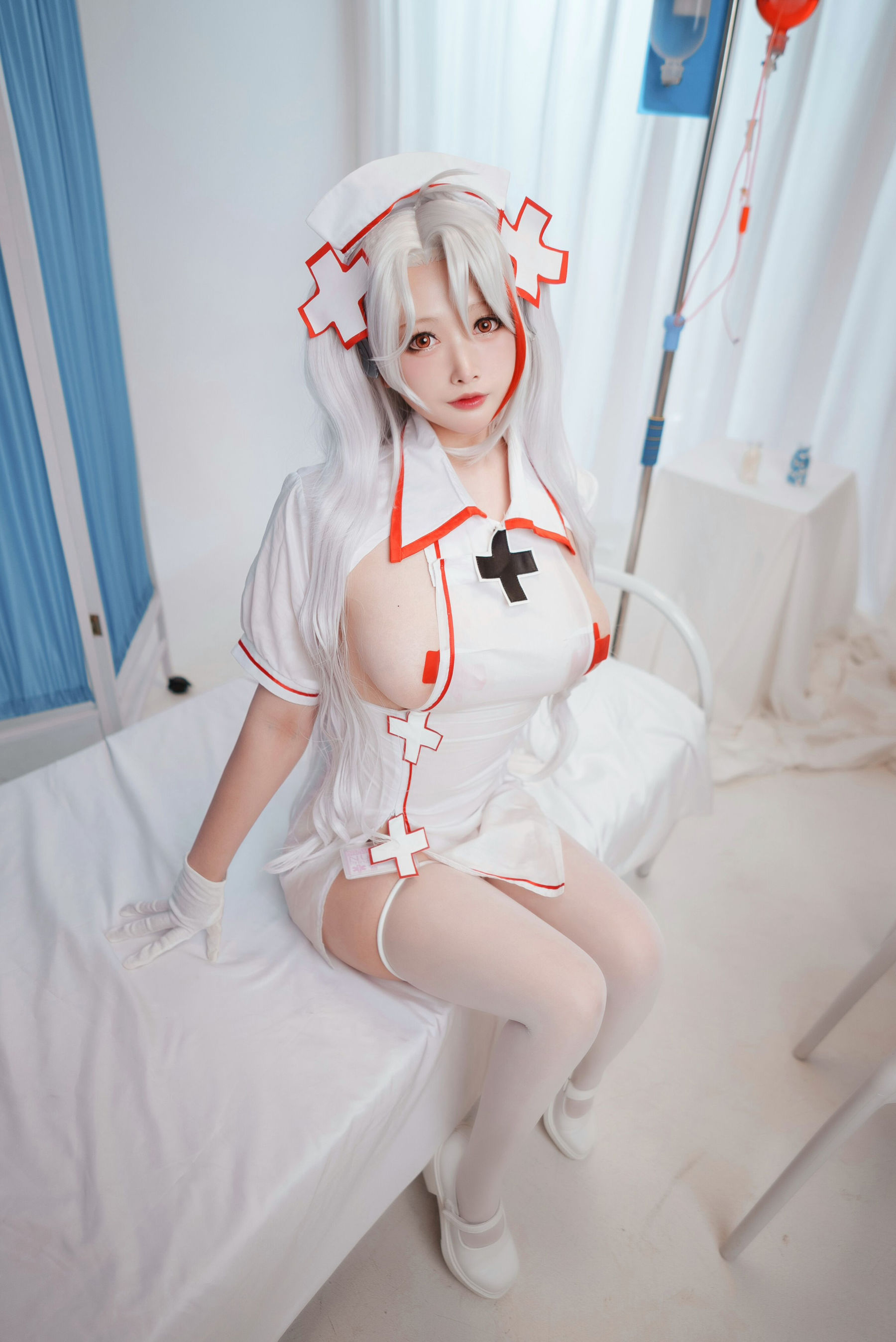 [福利COS] 高颜值coser念念_D - 欧根护士第4张