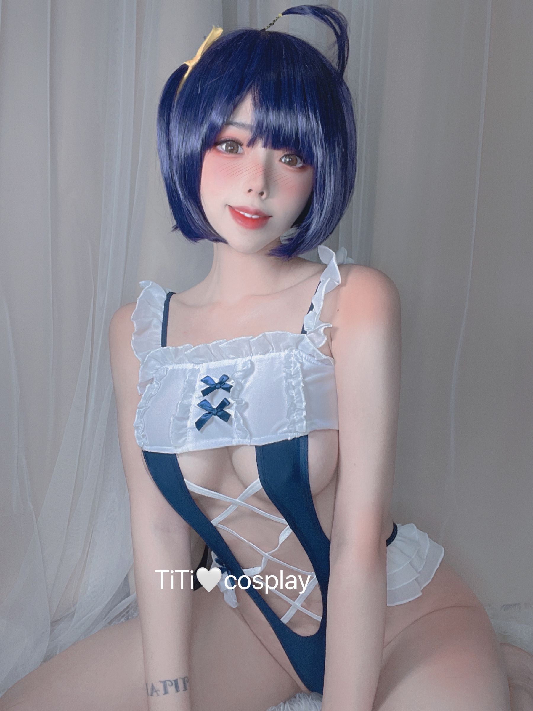 [福利COS] 钛合金大粑粑 - 女仆自拍第1张