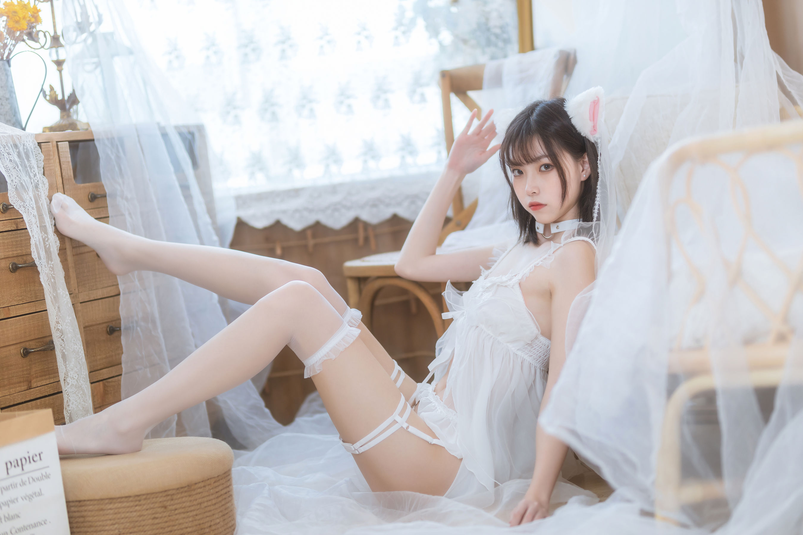 [福利COS] 许岚 - 少女白色裙第4张