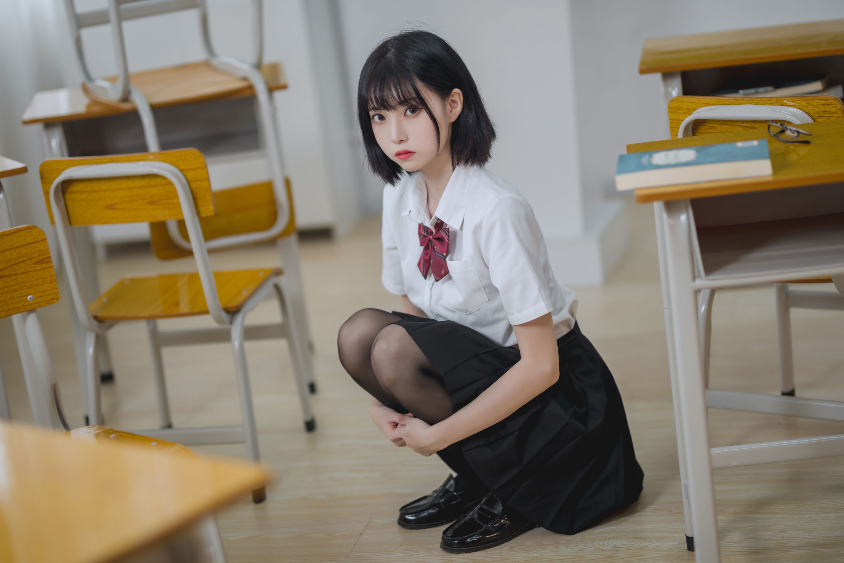 [福利COS] 许岚 - 教室jk黑丝第12张