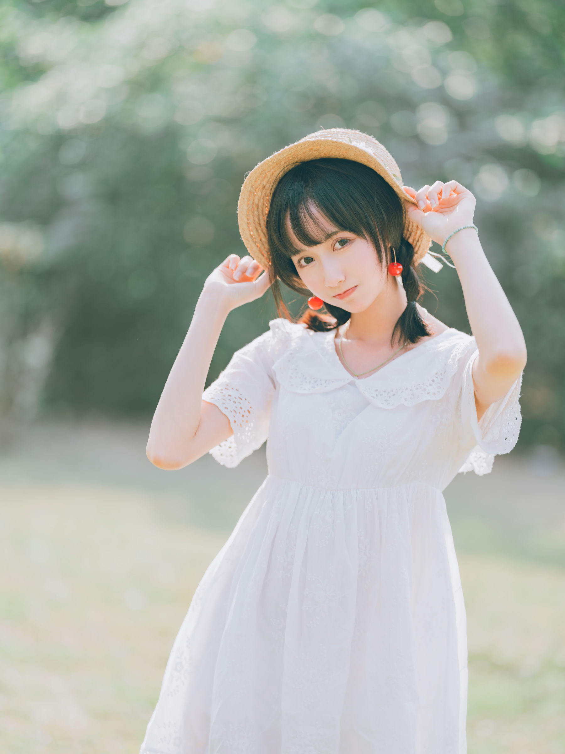 [福利COS] 萌系小姐姐木绵绵OwO - 夏日彩虹第3张