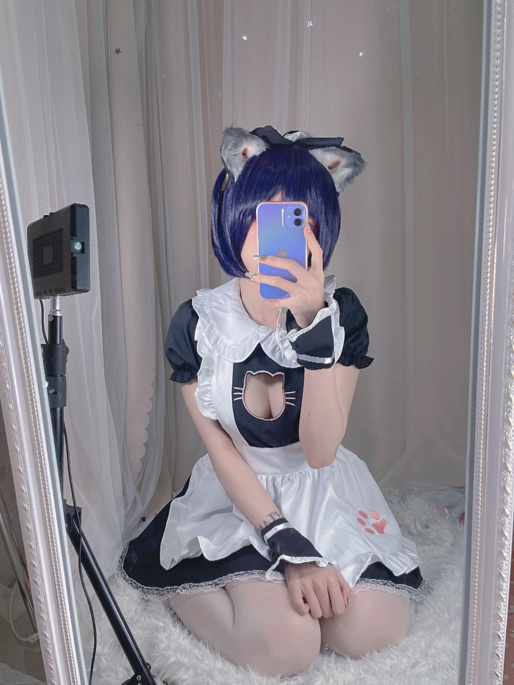 [福利COS] 钛合金大粑粑 - 女仆自拍第19张