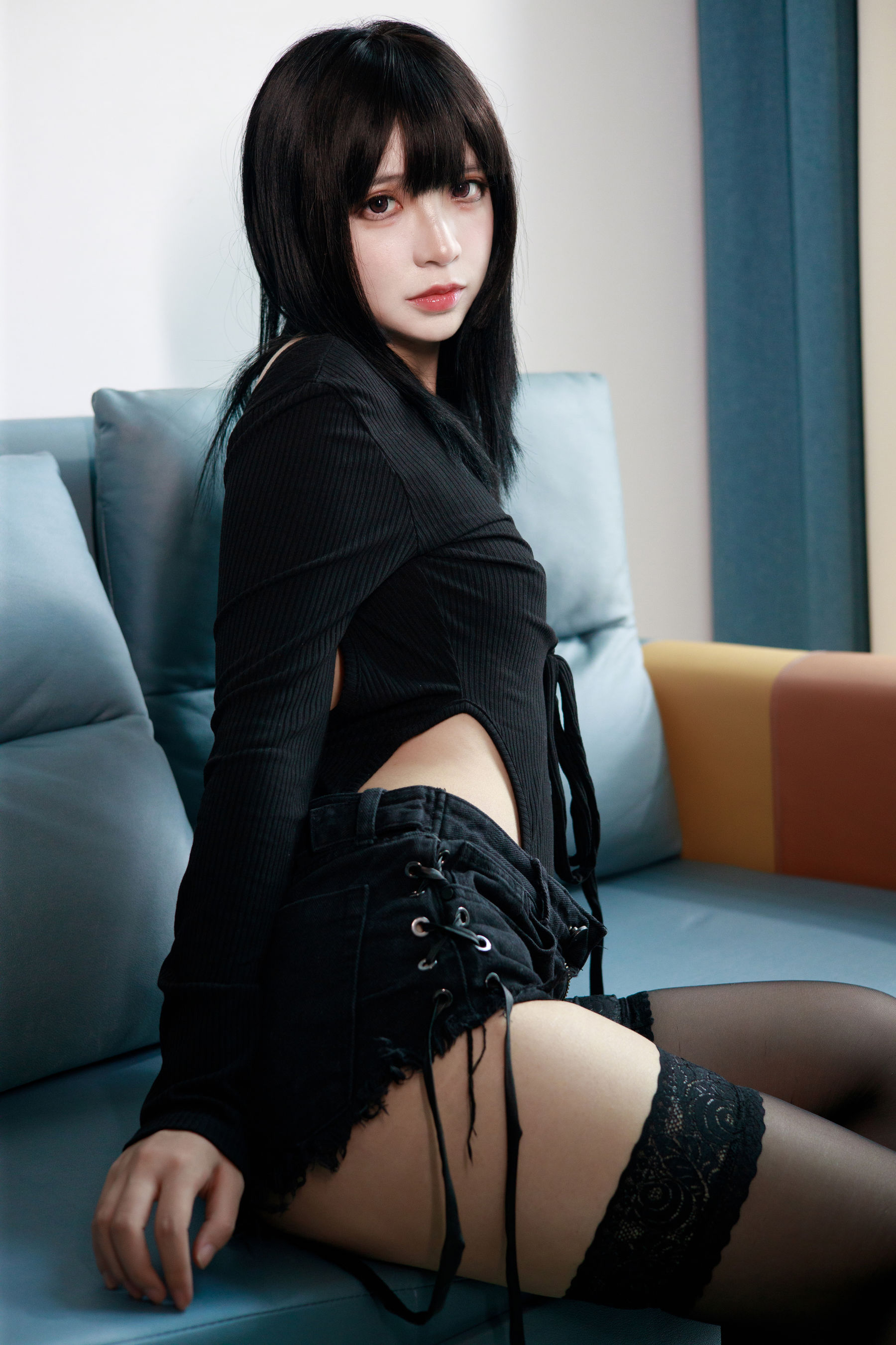 [福利COS] 疯猫ss - 黑毛衣短裤第4张