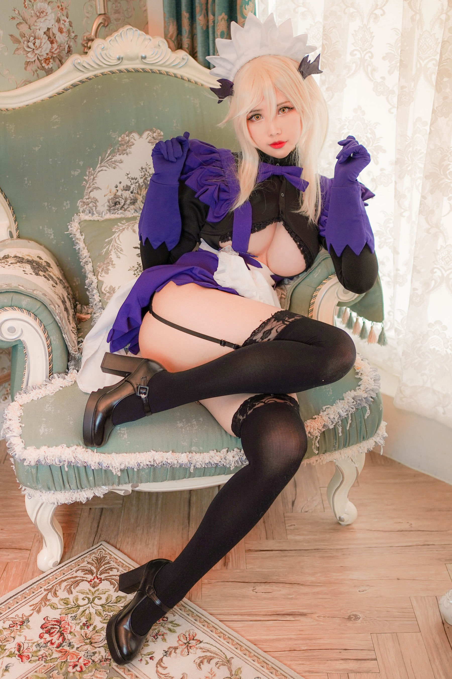 [福利COS] Coser萱-KaYa - 泳装阿尔托莉雅女仆第1张
