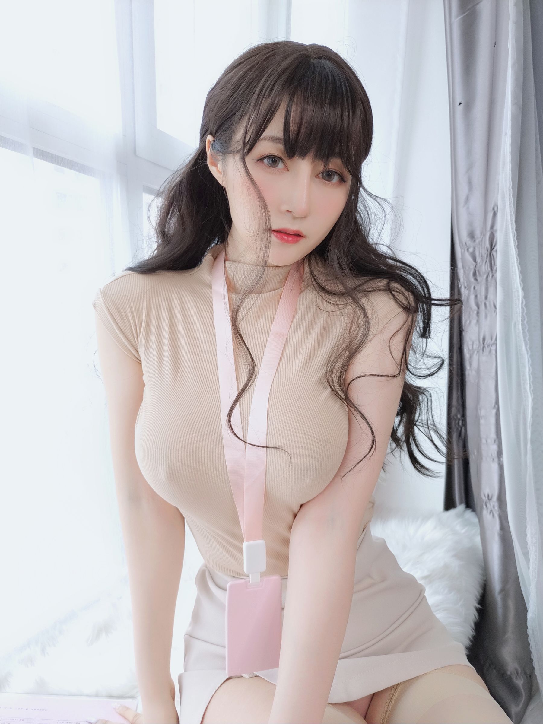 [福利COS] Coser小姐姐白银 - 上司の意地悪第1张