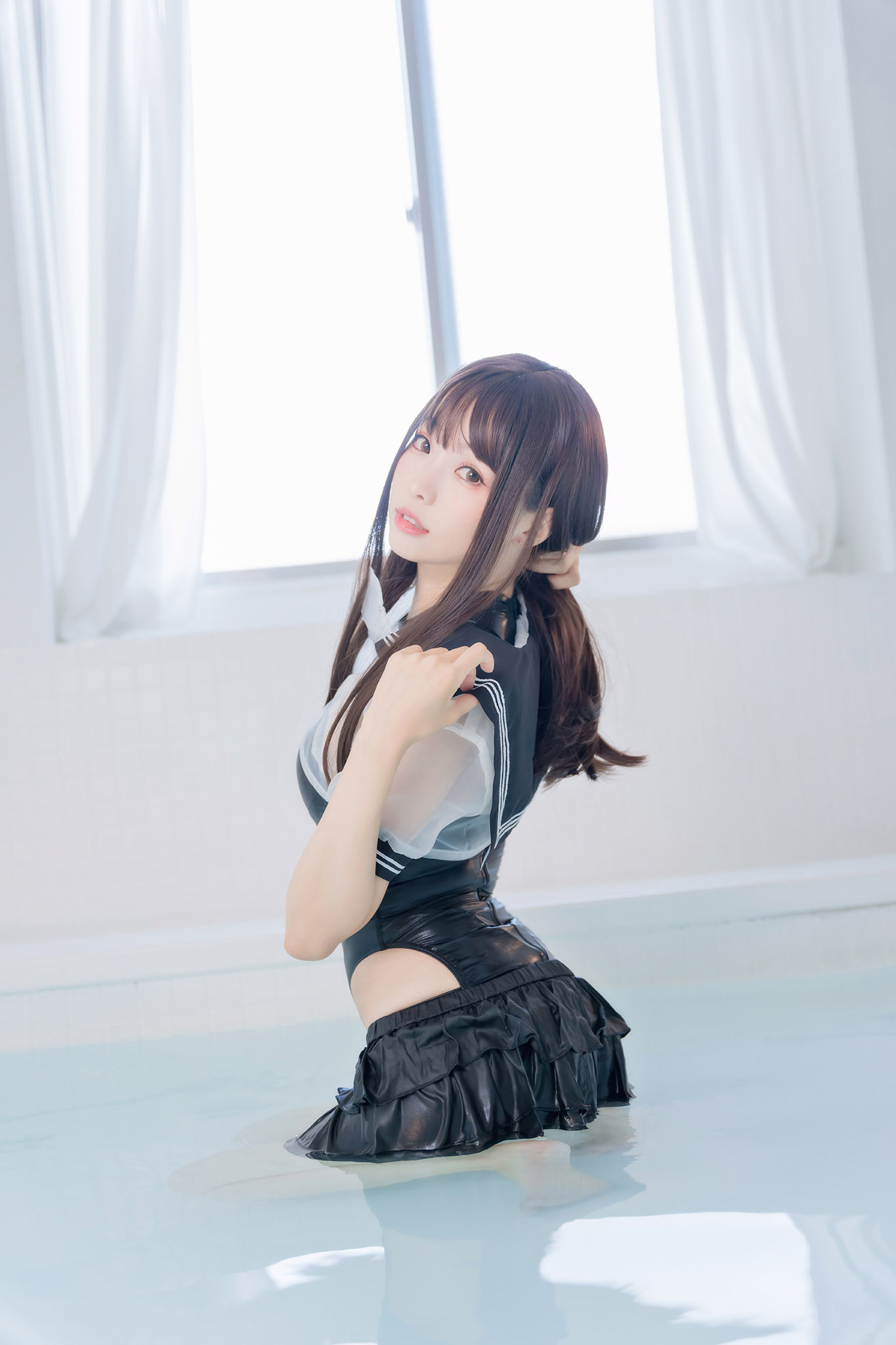 [福利COS] Ely_eee(ElyEE子) - Racing Swimsuit 競泳水手服第15张