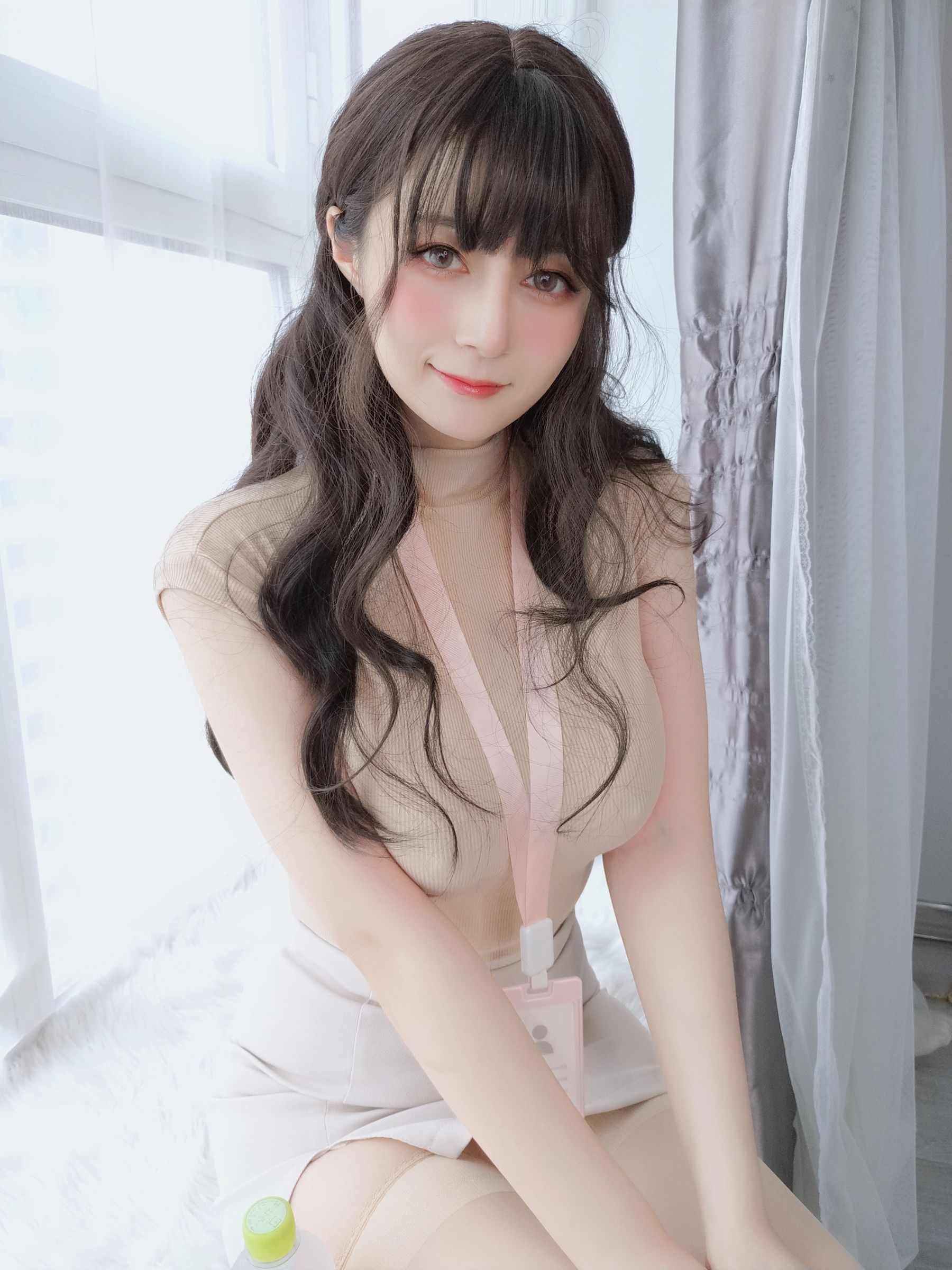 [福利COS] Coser小姐姐白银 - 水を飲みますか、先輩第1张