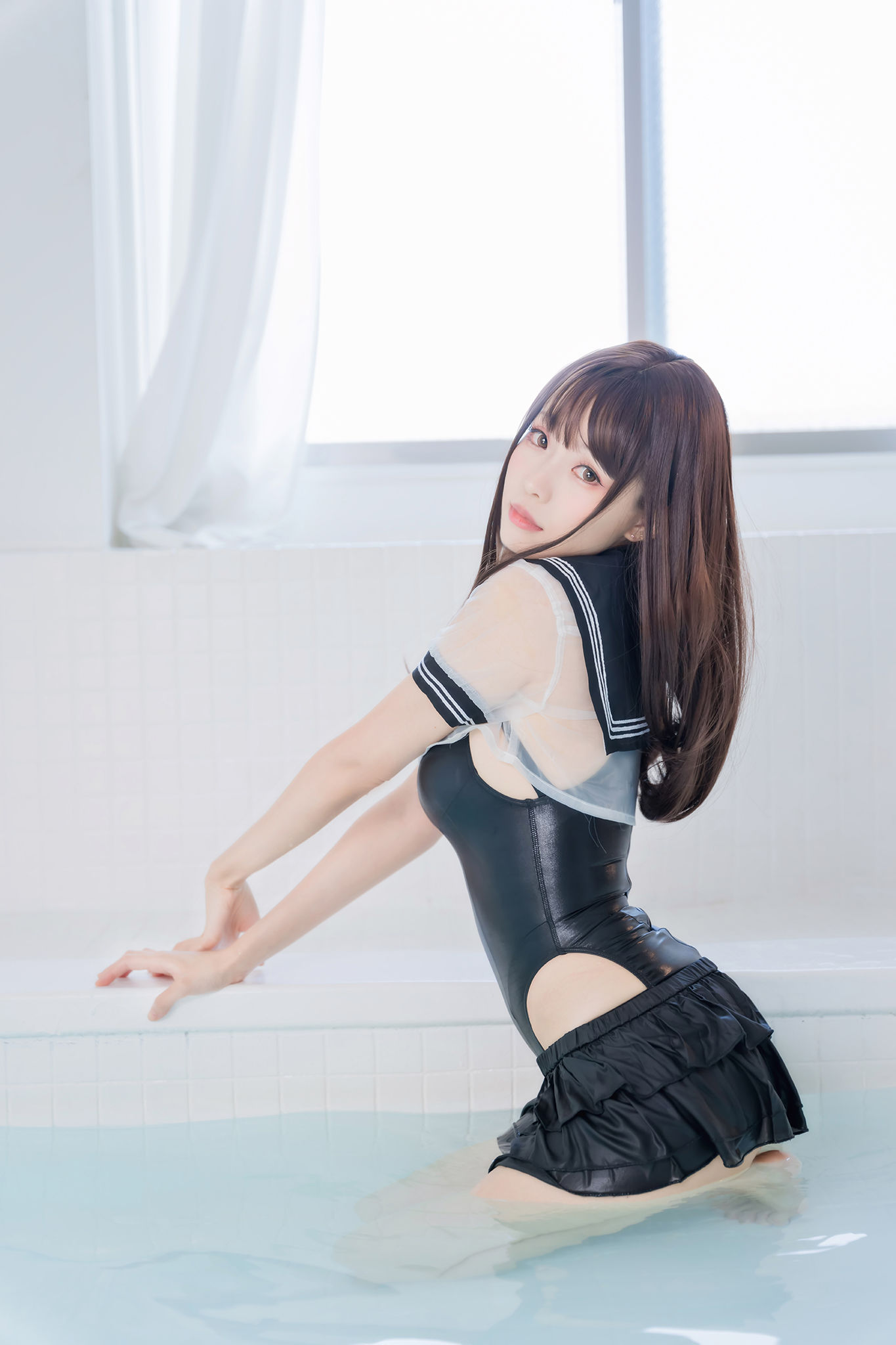 [福利COS] Ely_eee(ElyEE子) - Racing Swimsuit 競泳水手服第16张