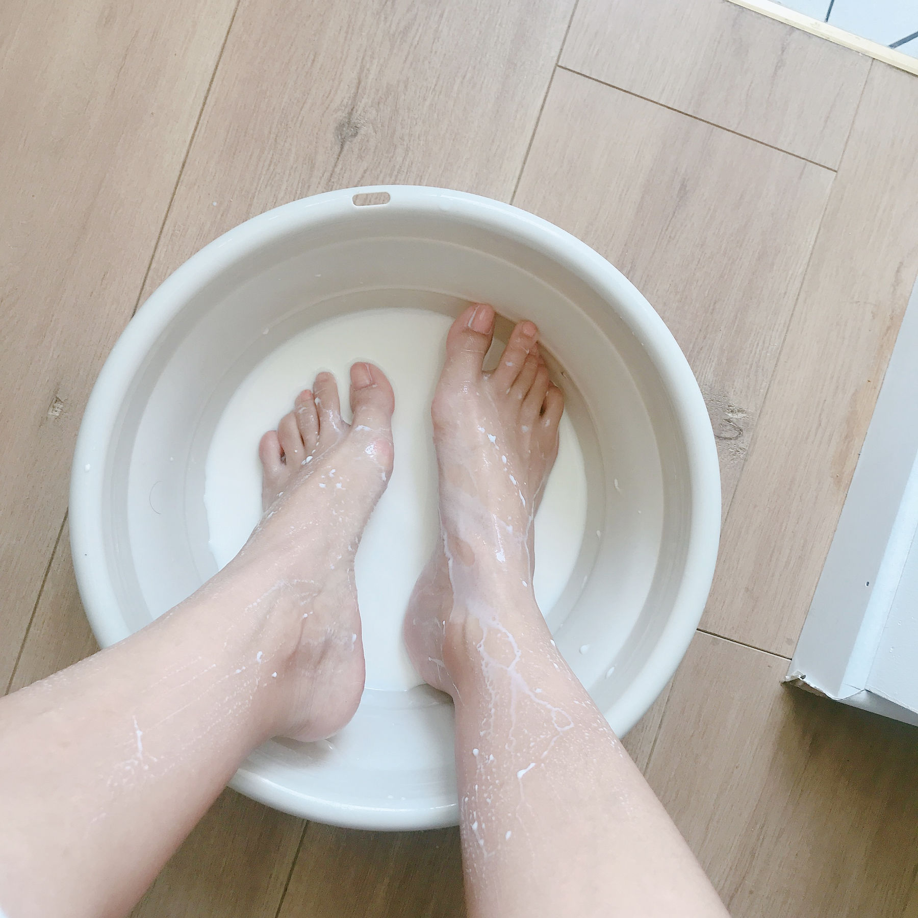 [福利COS] 安乔乔儿(Nia乔乔) No.001 牛奶洗脚第26张