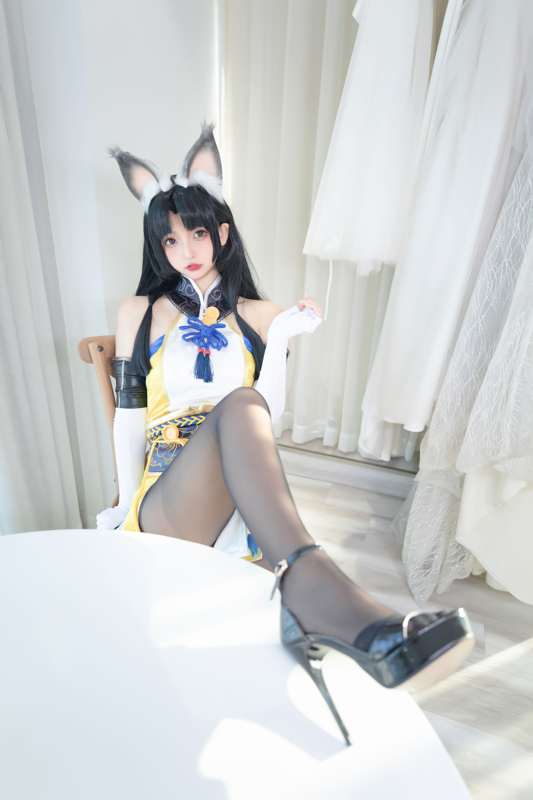 [网红COS] 萝莉神楽板真冬 黑丝胡桃第4张