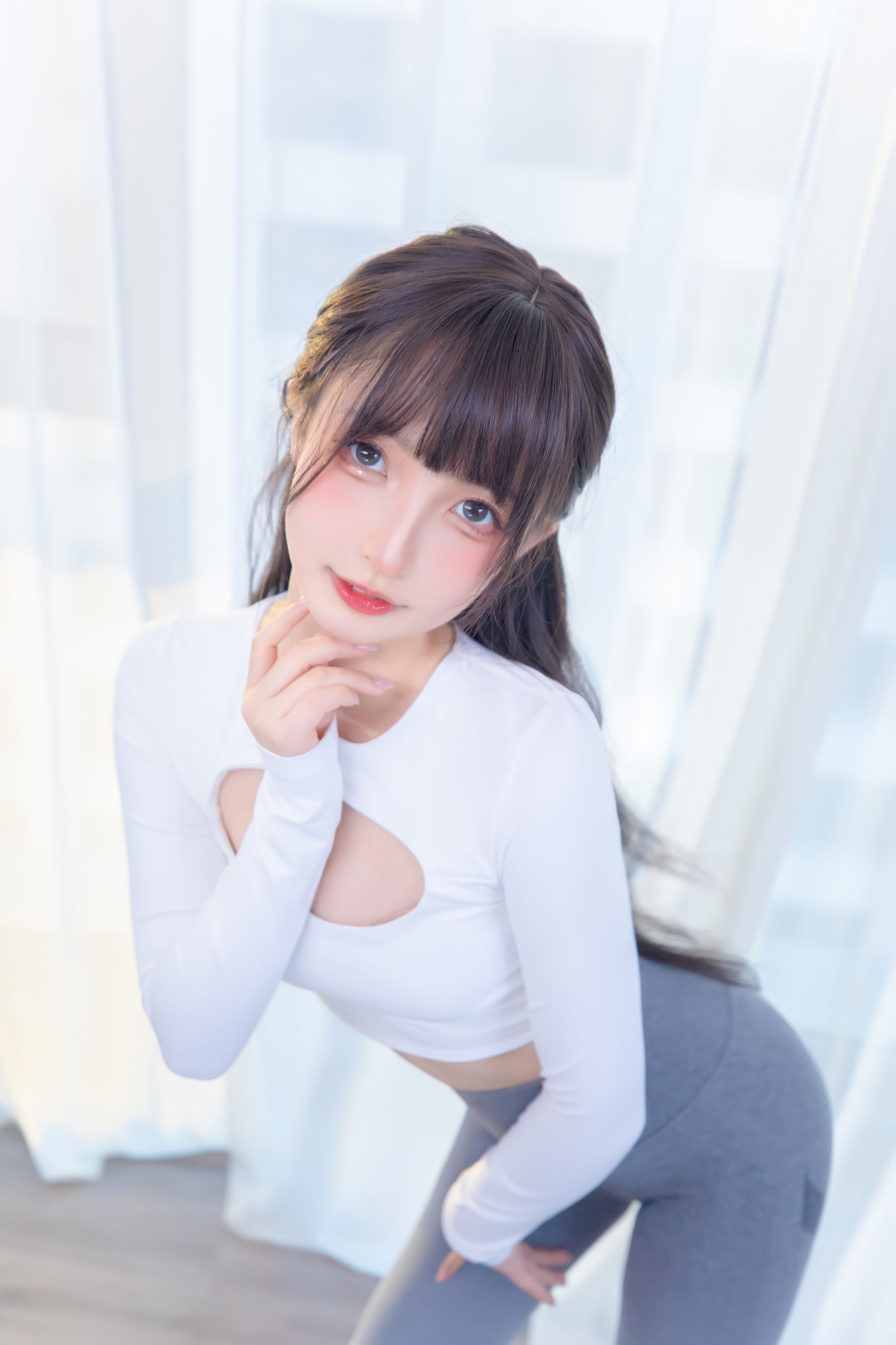 [网红COS] 萝莉神楽板真冬 瑜伽少女第7张