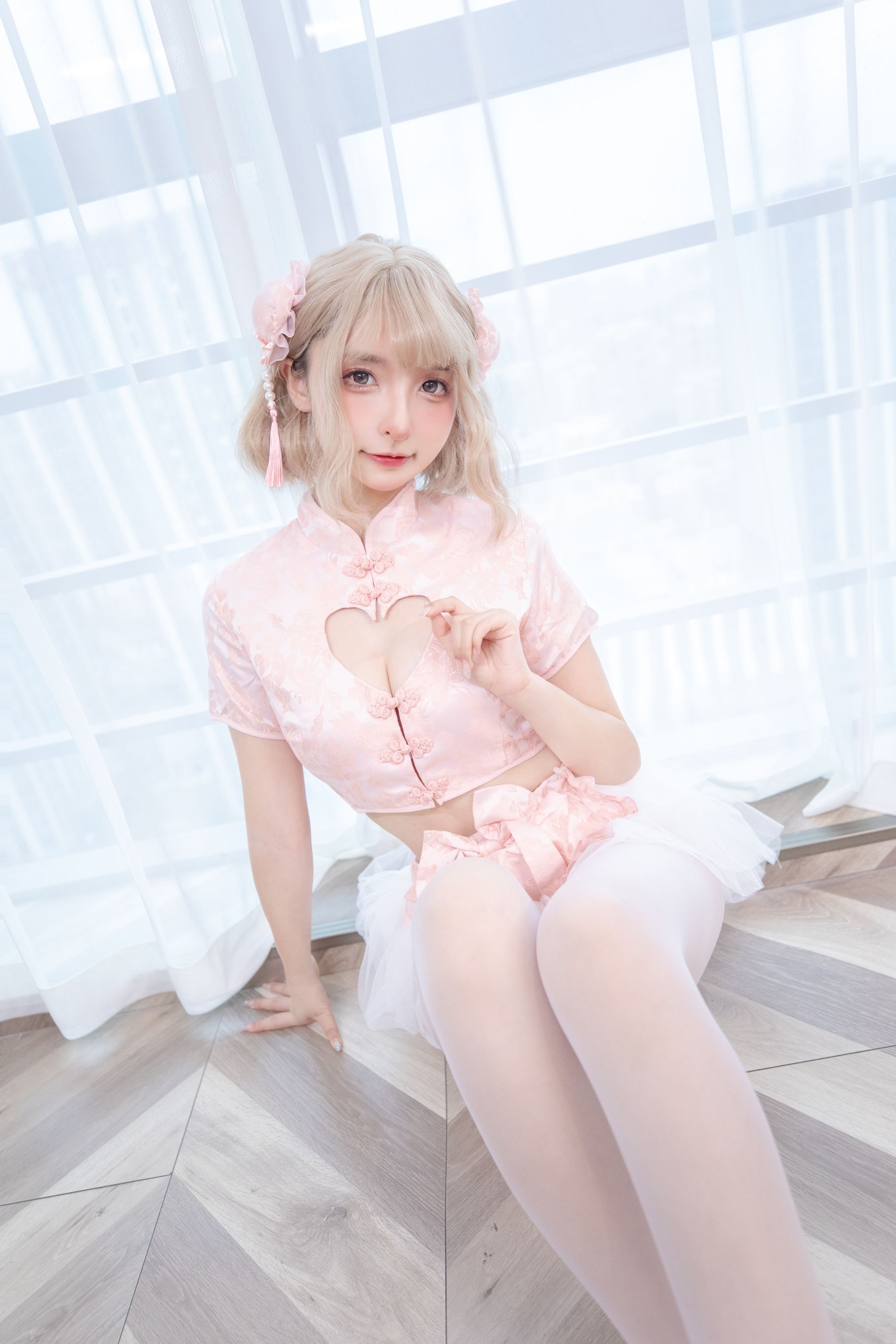 [网红COS] 萝莉神楽板真冬 中华娘第5张