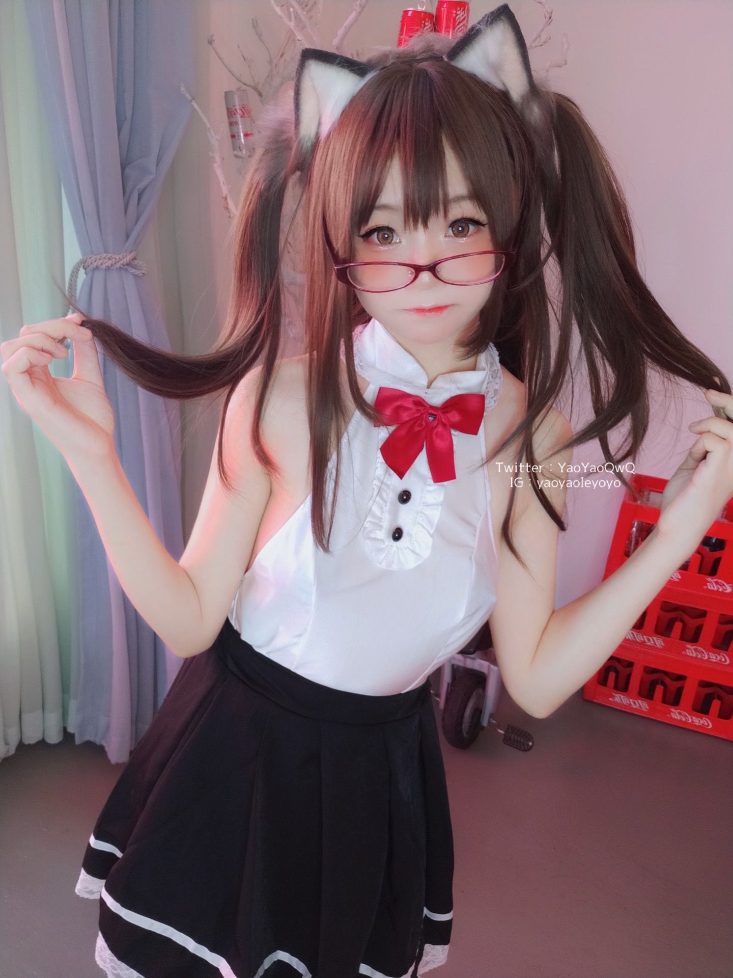 [网红COS] 萌妹子Coser摇摇乐yoyo - 黑色紧身衣第18张