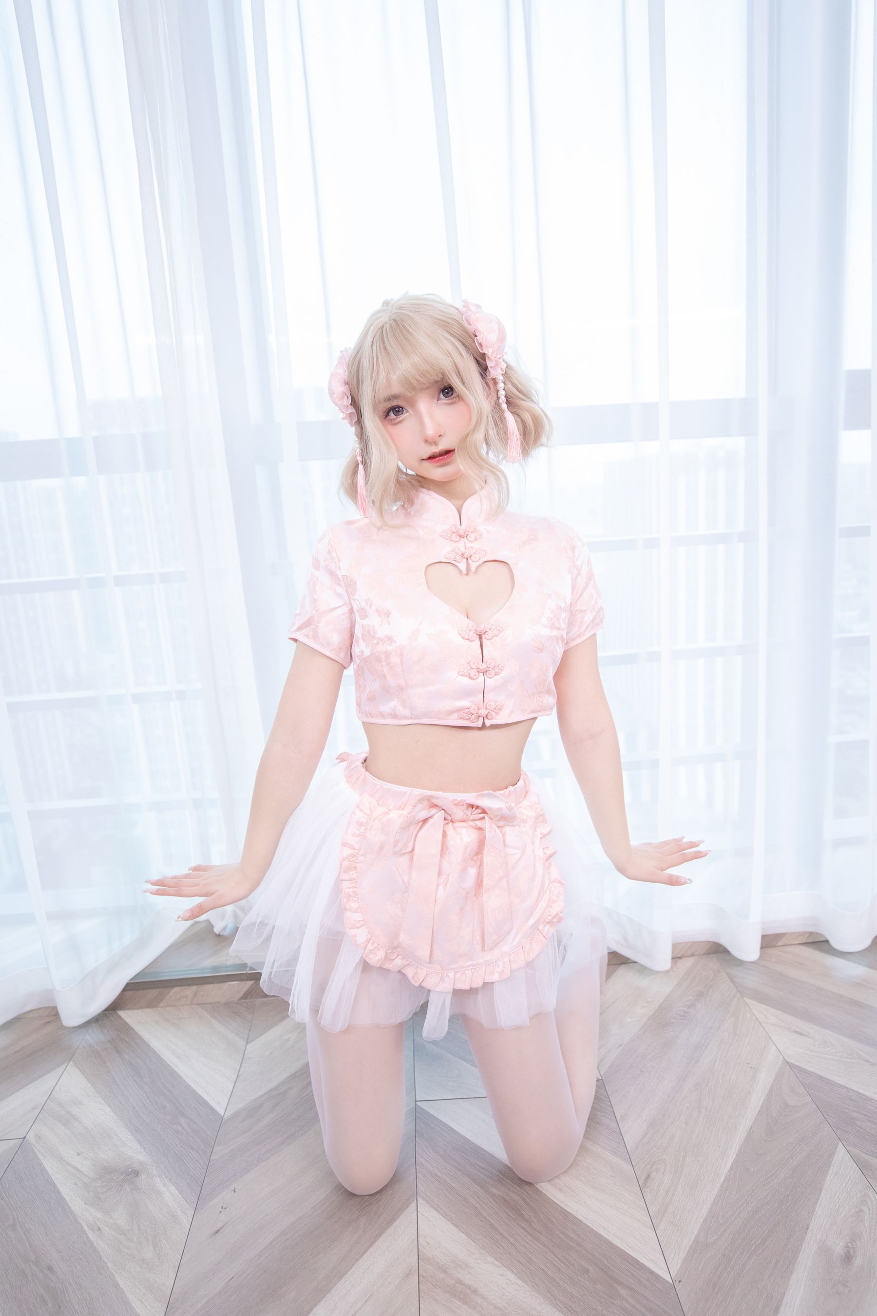 [网红COS] 萝莉神楽板真冬 中华娘第8张