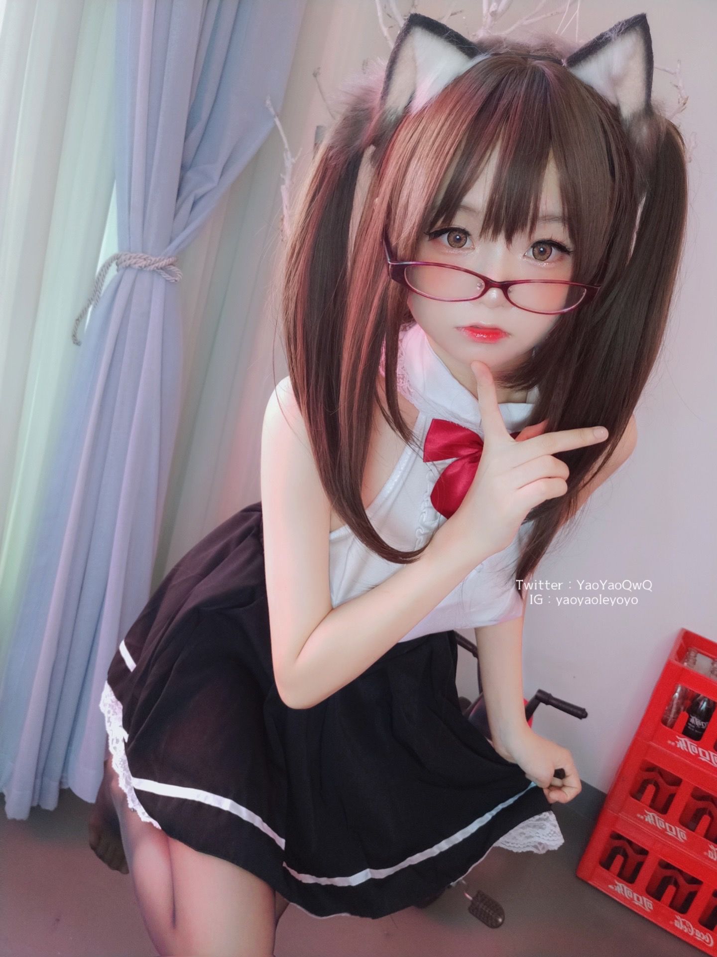 [网红COS] 萌妹子Coser摇摇乐yoyo - 黑色紧身衣第34张