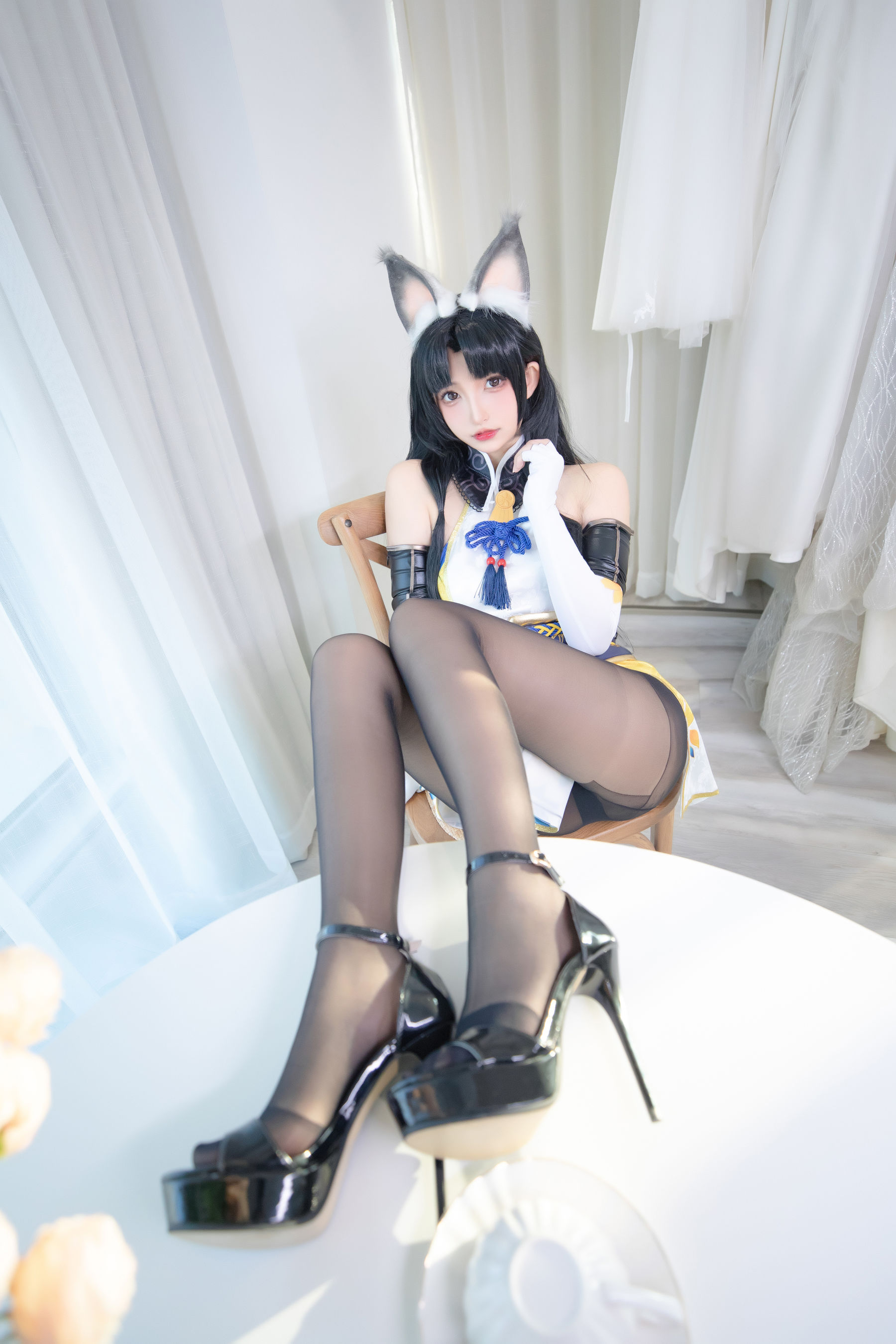 [网红COS] 萝莉神楽板真冬 黑丝胡桃第12张