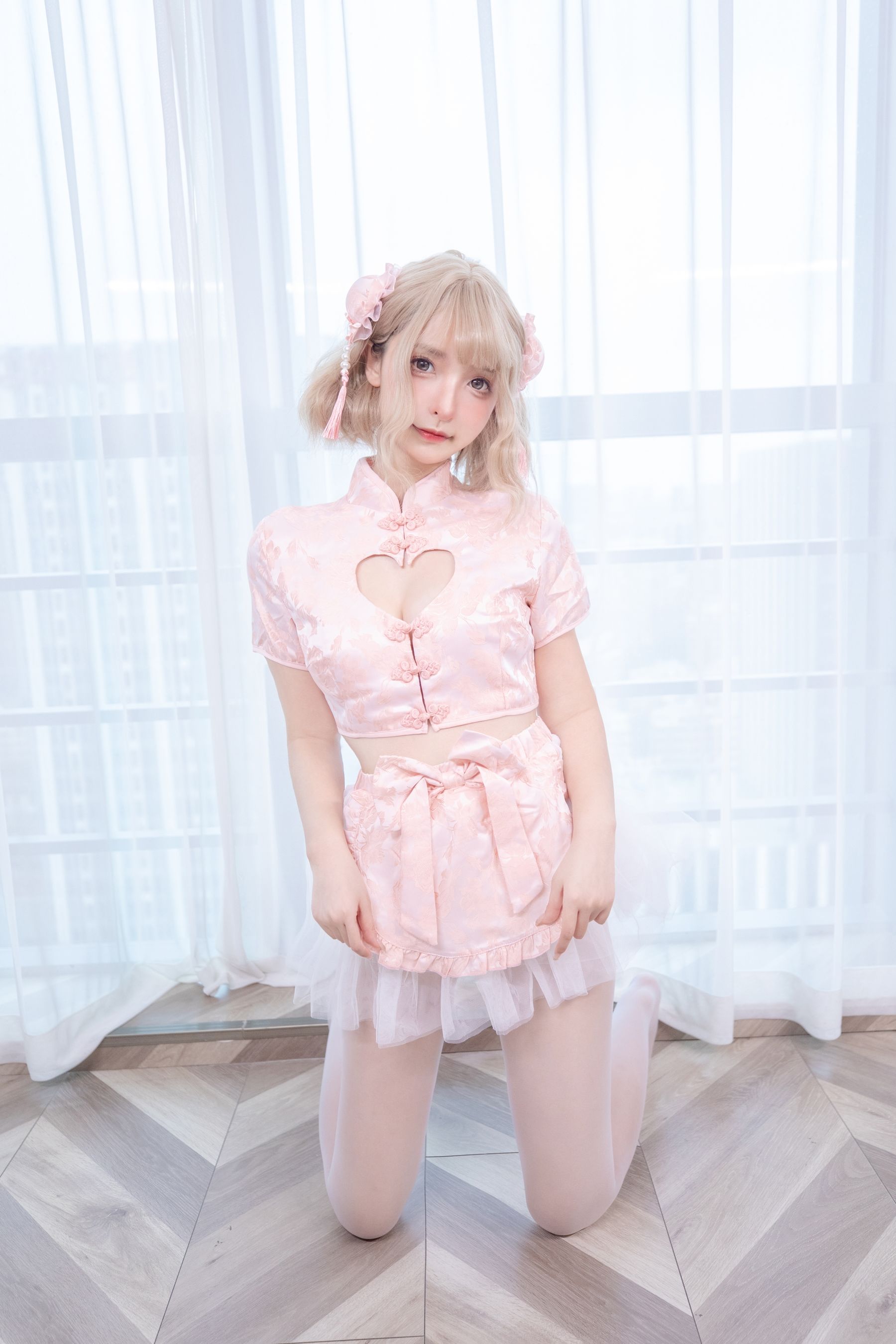 [网红COS] 萝莉神楽板真冬 中华娘第8张