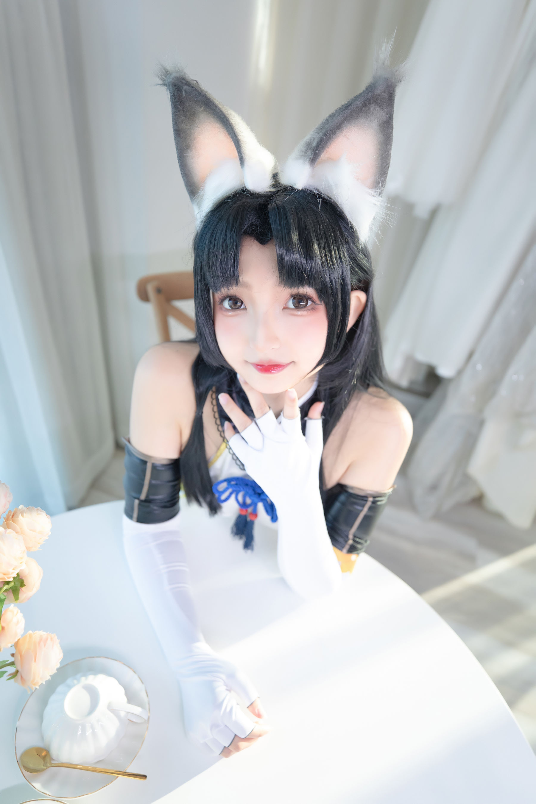 [网红COS] 萝莉神楽板真冬 黑丝胡桃第3张