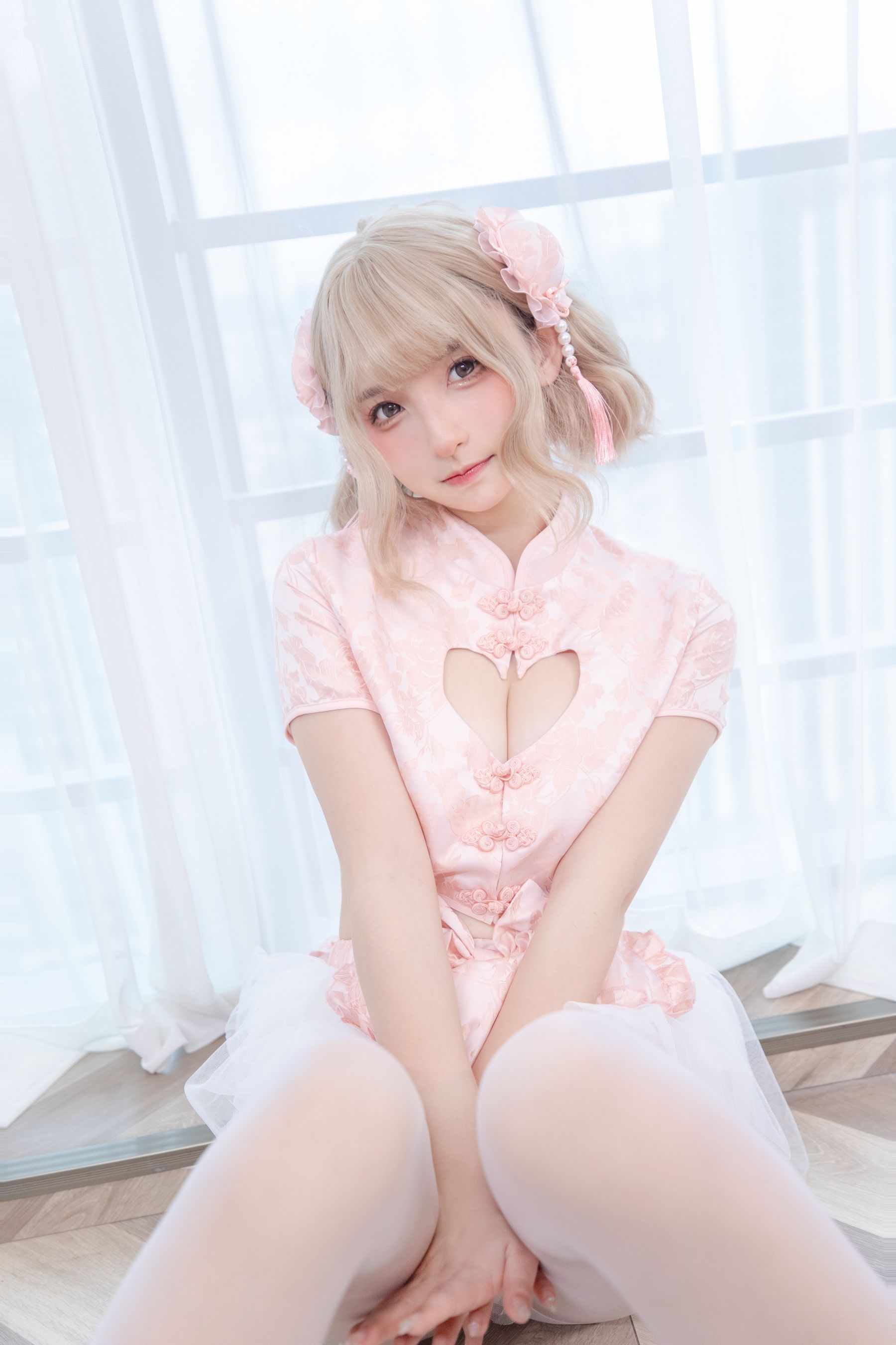 [网红COS] 萝莉神楽板真冬 中华娘第5张