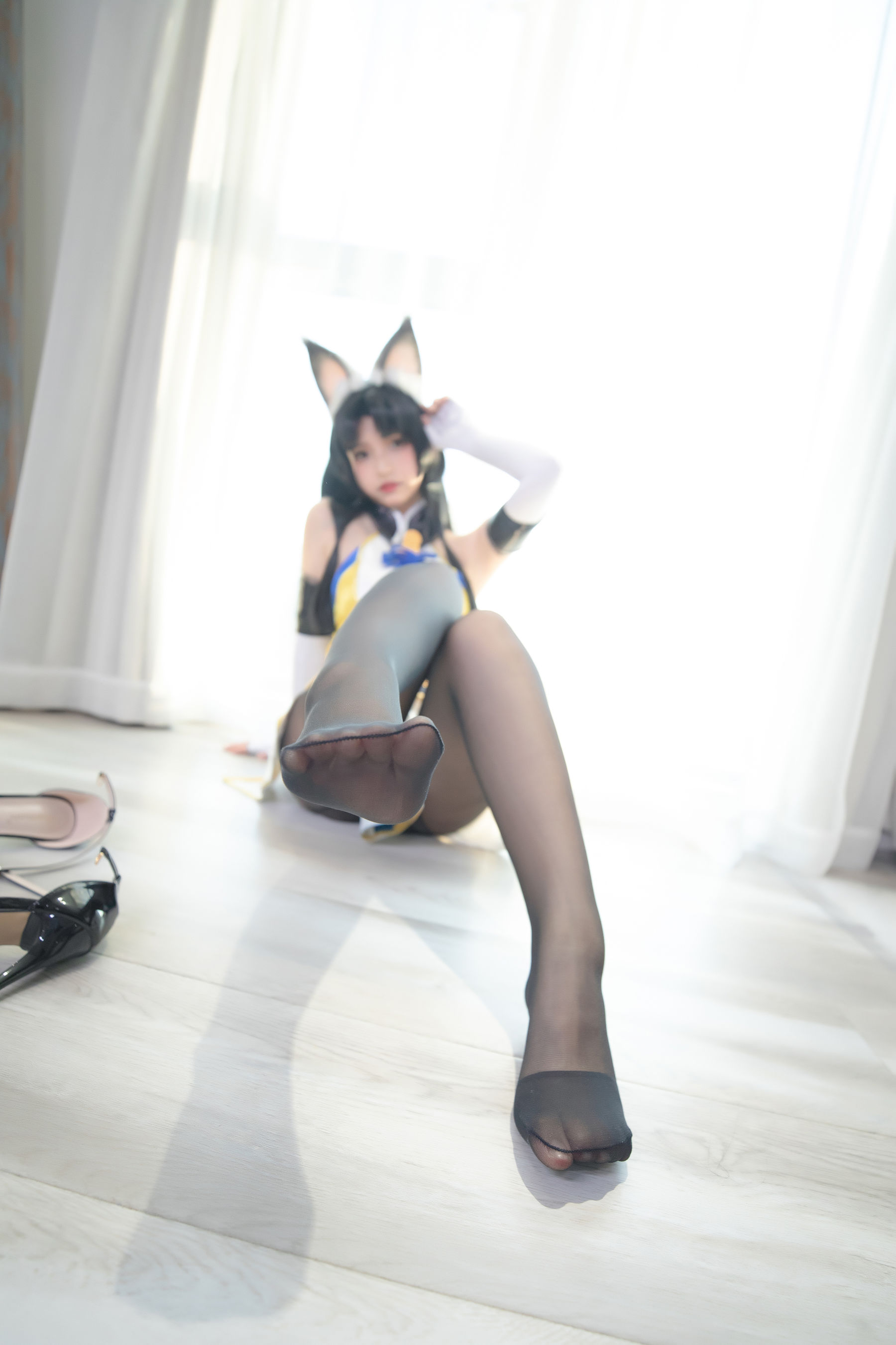 [网红COS] 萝莉神楽板真冬 黑丝胡桃第17张
