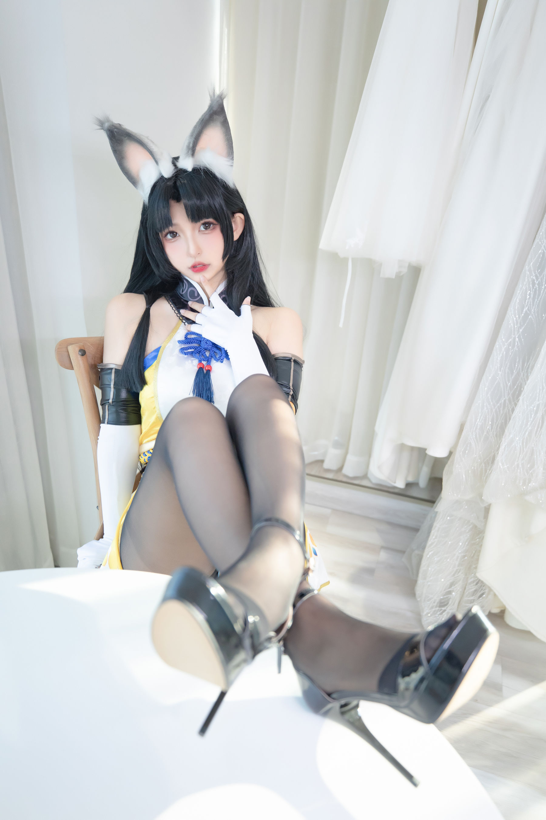 [网红COS] 萝莉神楽板真冬 黑丝胡桃第5张