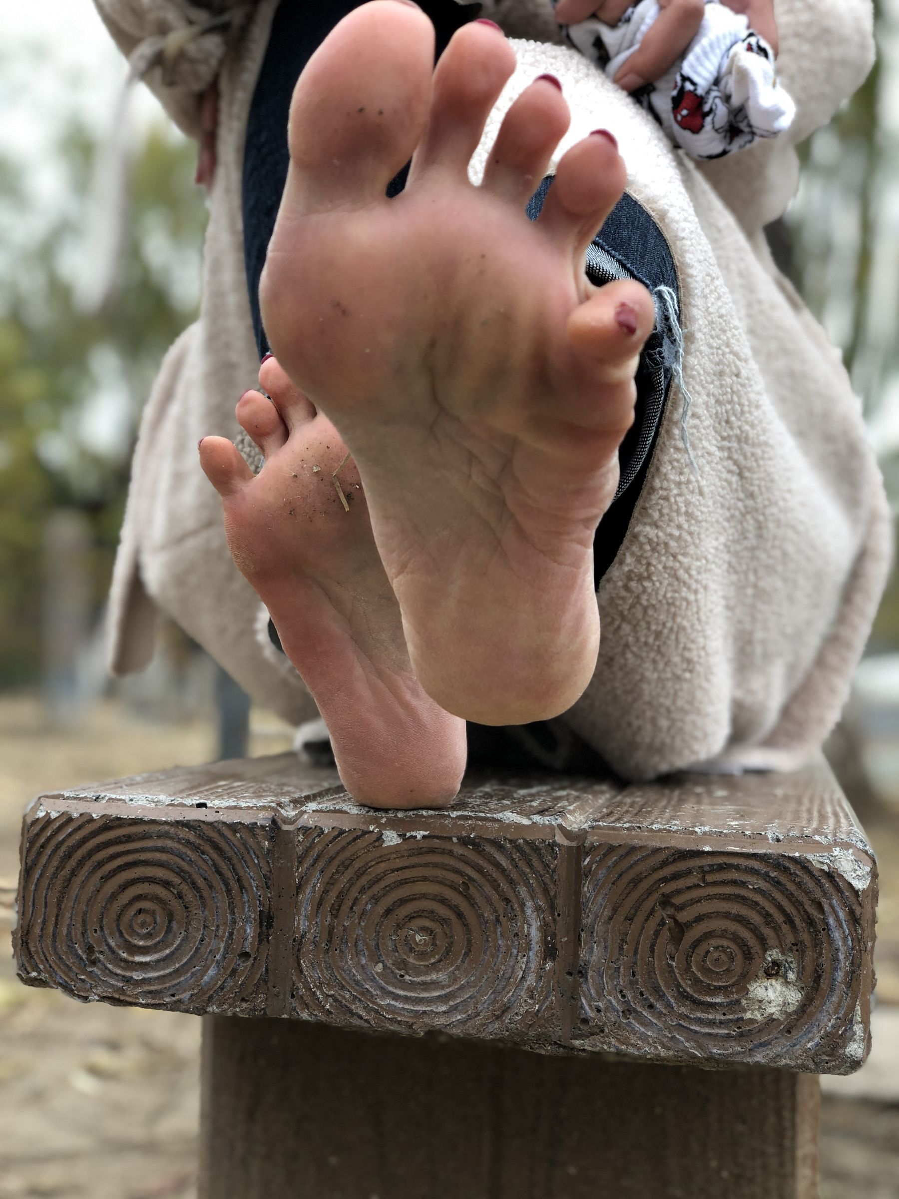 [福利COS] 安乔乔儿(Nia乔乔) No.010 红甲裸足第13张