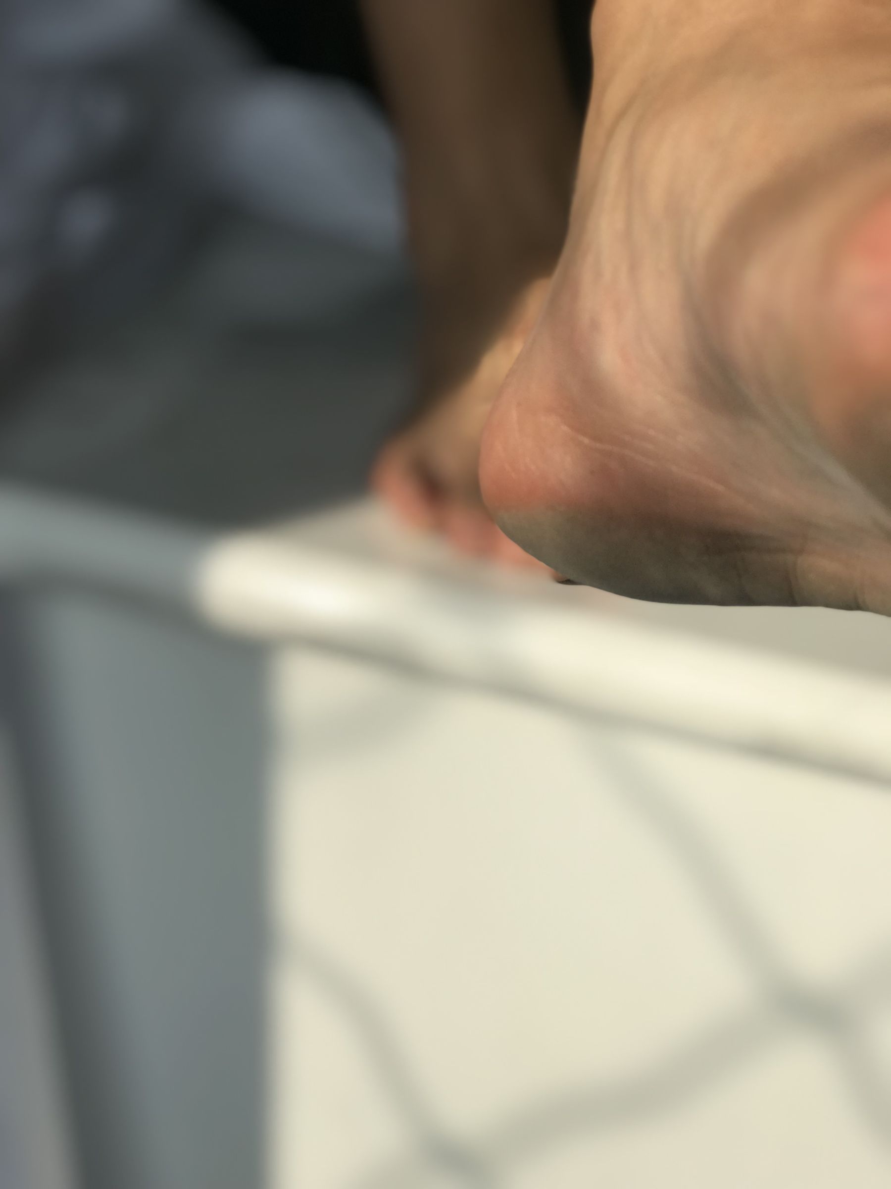 [福利COS] 安乔乔儿(Nia乔乔) No.015 脏脚踩鸡蛋第22张