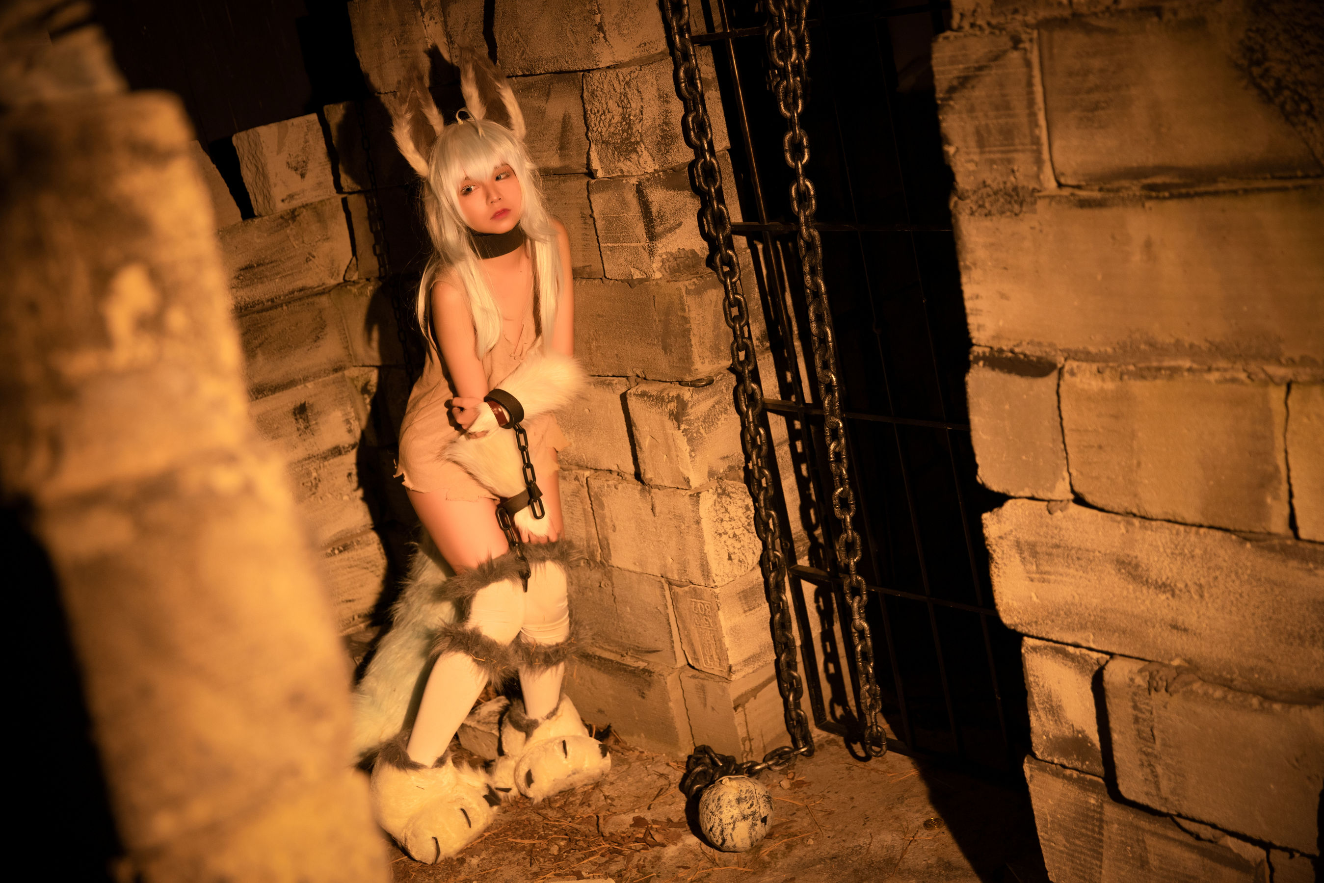 [福利COS] 动漫博主G44不会受伤 - 地牢刹那常服第14张