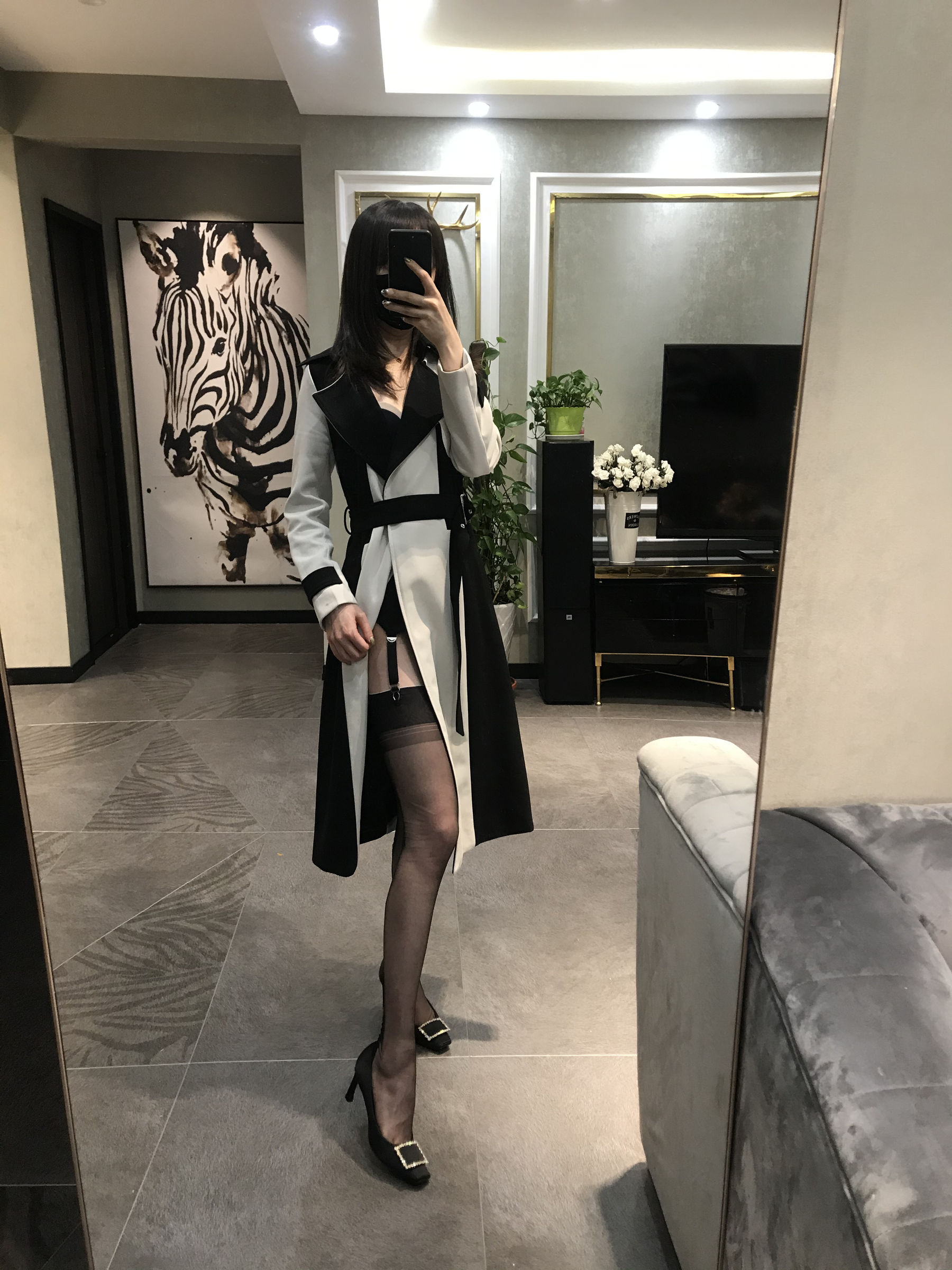 [福利COS] 丝足博主麋鹿_Monroe 2020.04.13 皮草丝惑第8张