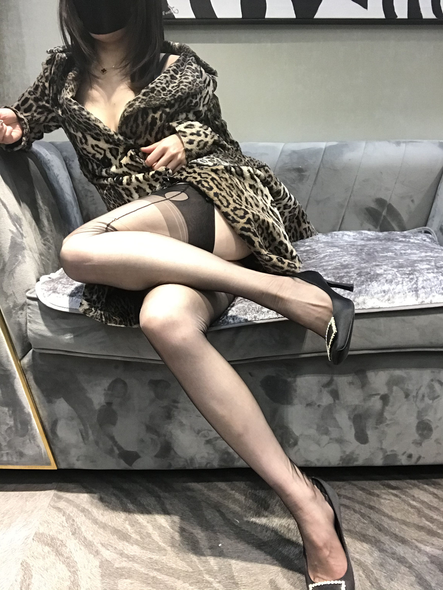 [福利COS] 丝足博主麋鹿_Monroe 2020.04.13 皮草丝惑第12张