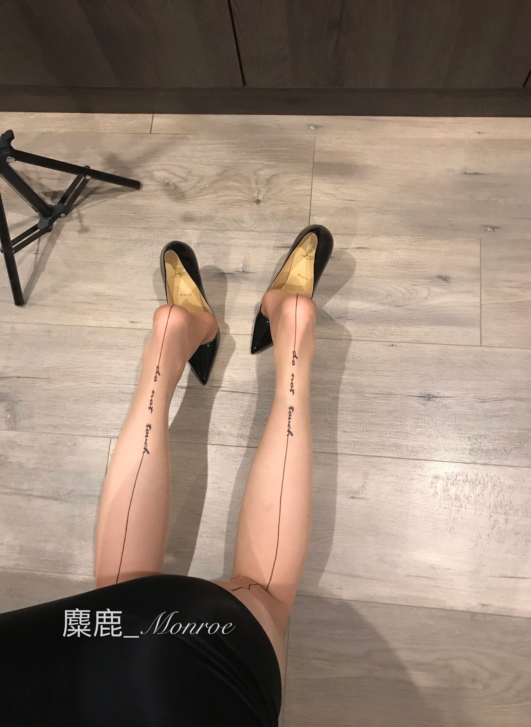 [福利COS] 丝足博主麋鹿_Monroe 2020.06.13 开心玩丝第3张