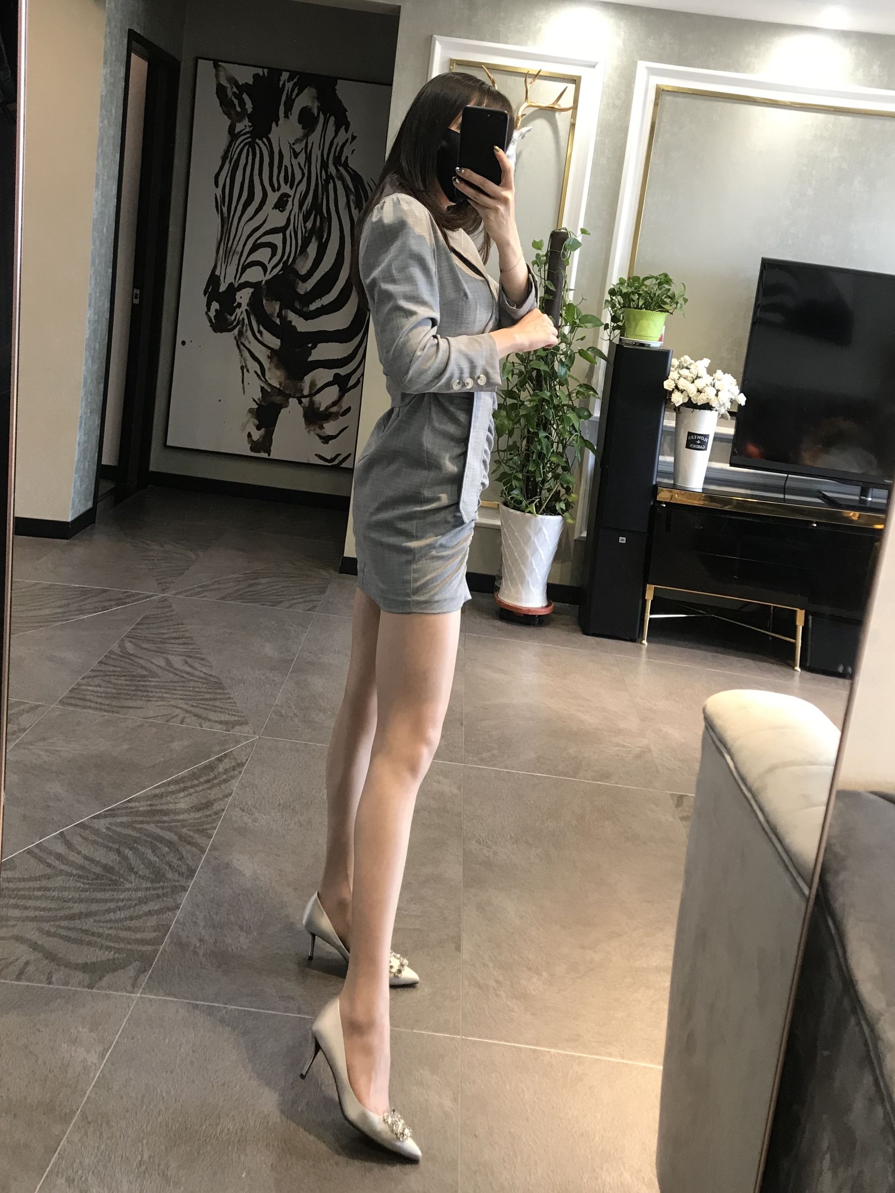 [福利COS] 丝足博主麋鹿_Monroe 2020.04.15 御姐薄丝第7张