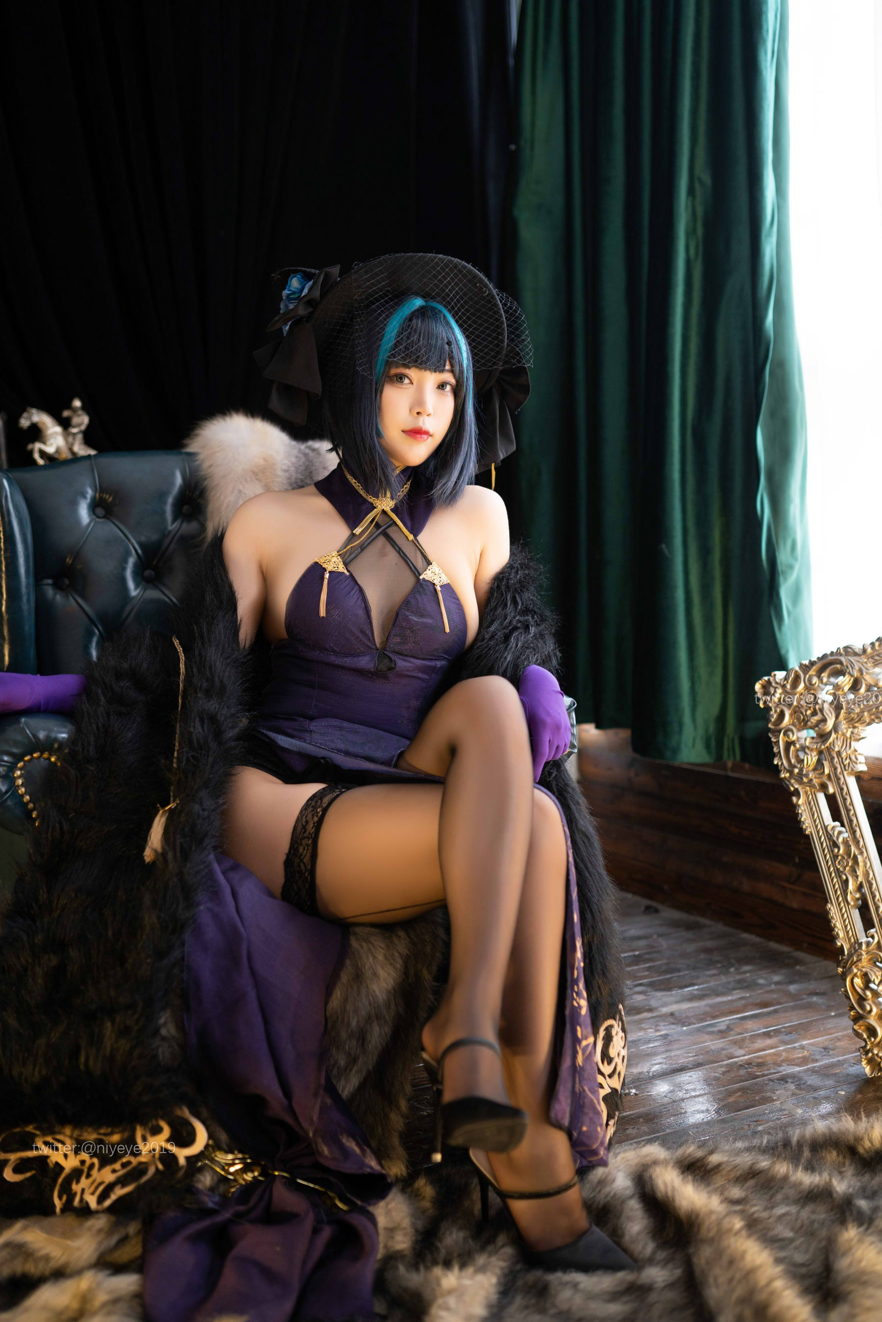 [福利COS] 萌系小姐姐-白烨- - 柴郡旗袍第5张
