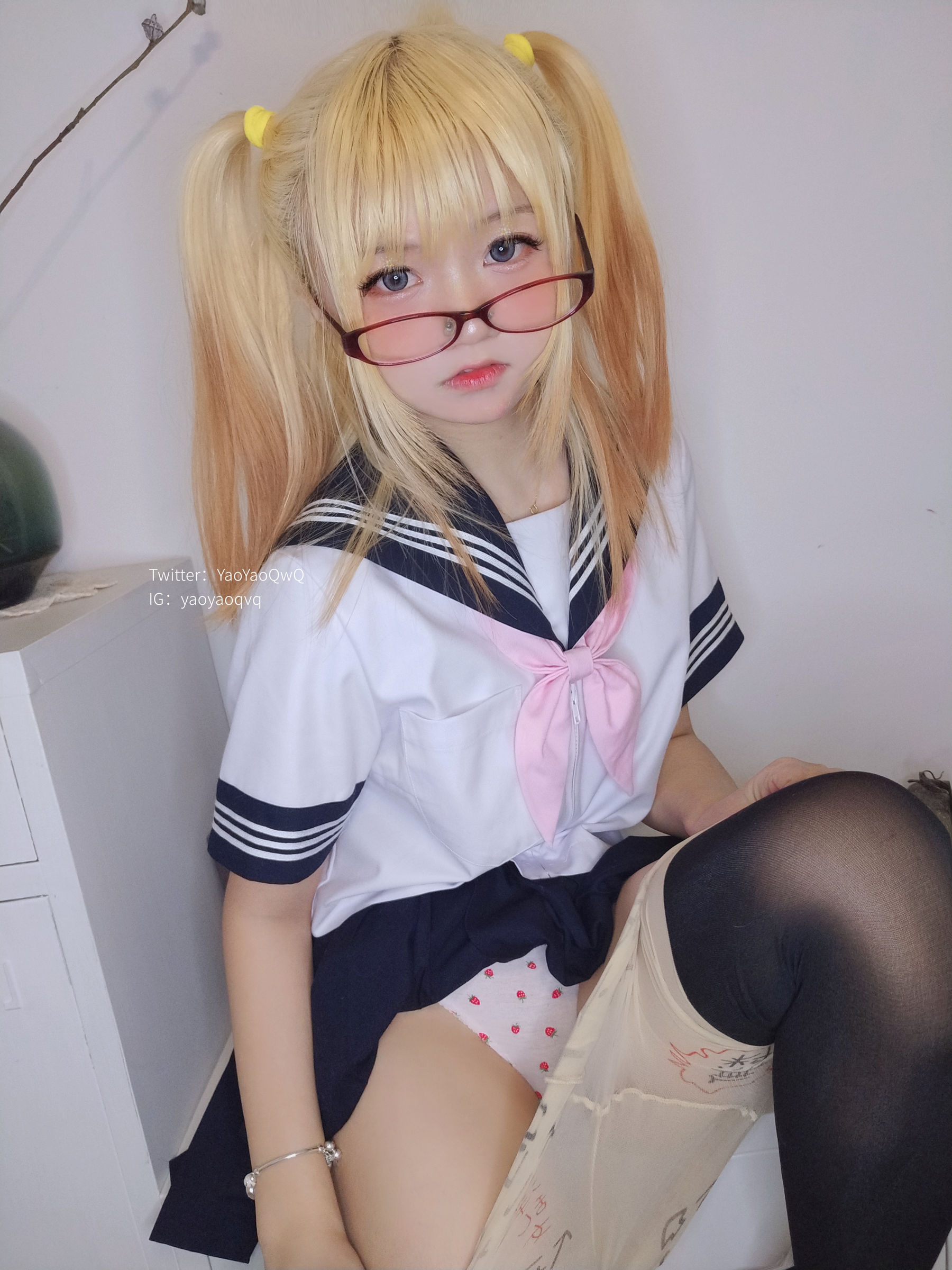 [福利COS] 萌妹子Coser摇摇乐yoyo fantia 22年1月会员合集 Jk系列第5张