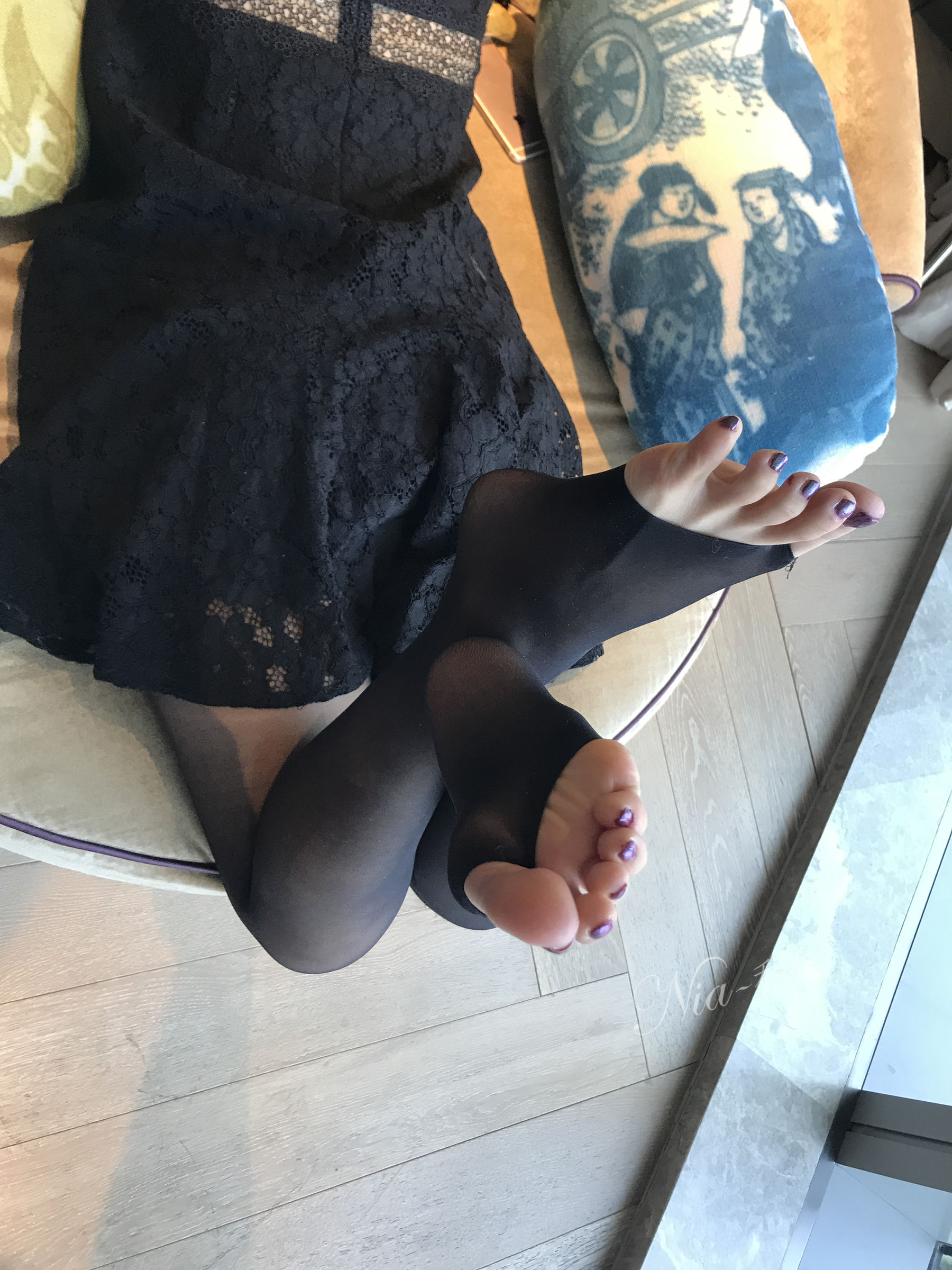 [福利COS] 安乔乔儿(Nia乔乔) No.023 出差刚到酒店呀第20张