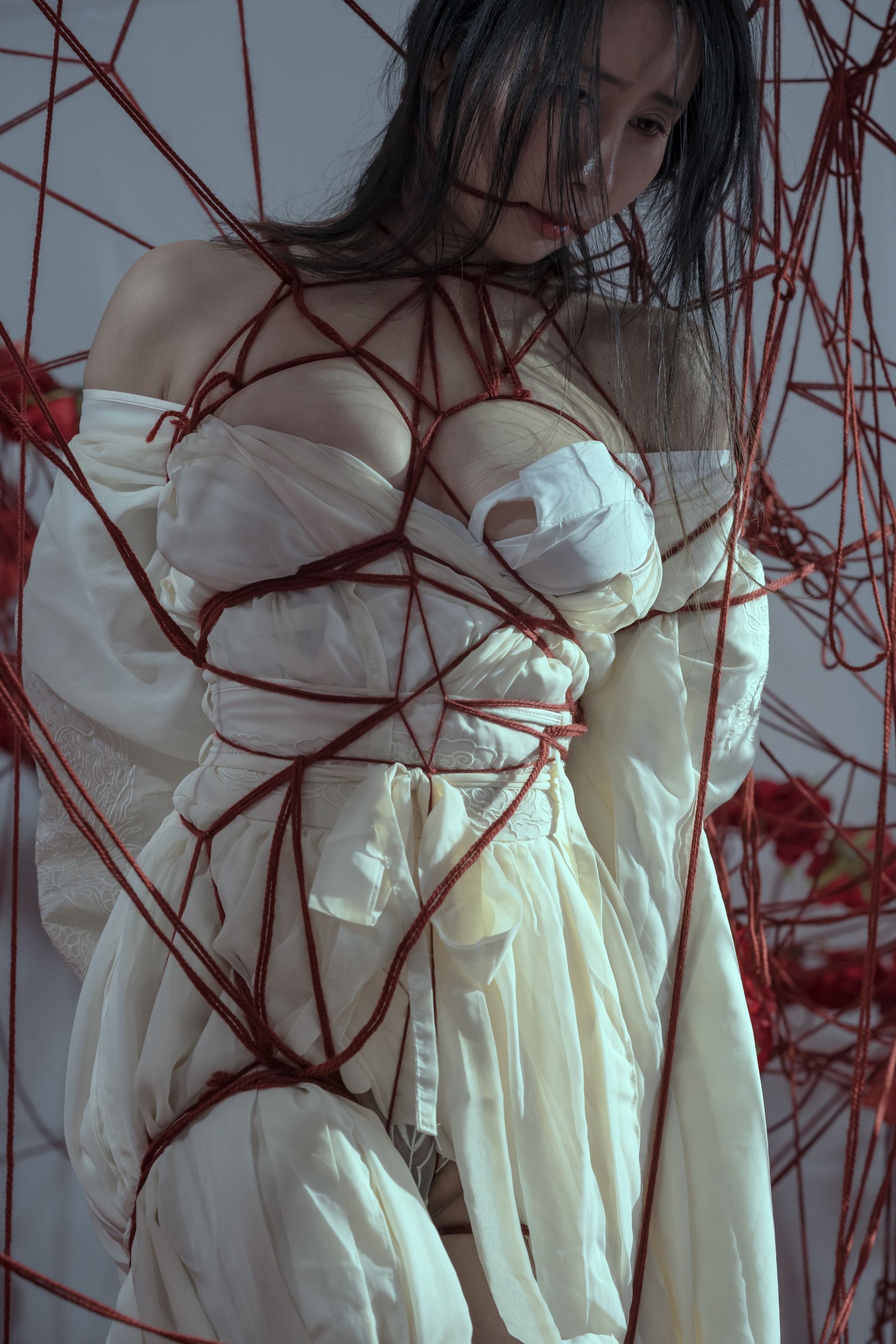 [福利COS] 云溪溪 - 奶桃 囚鸟第8张