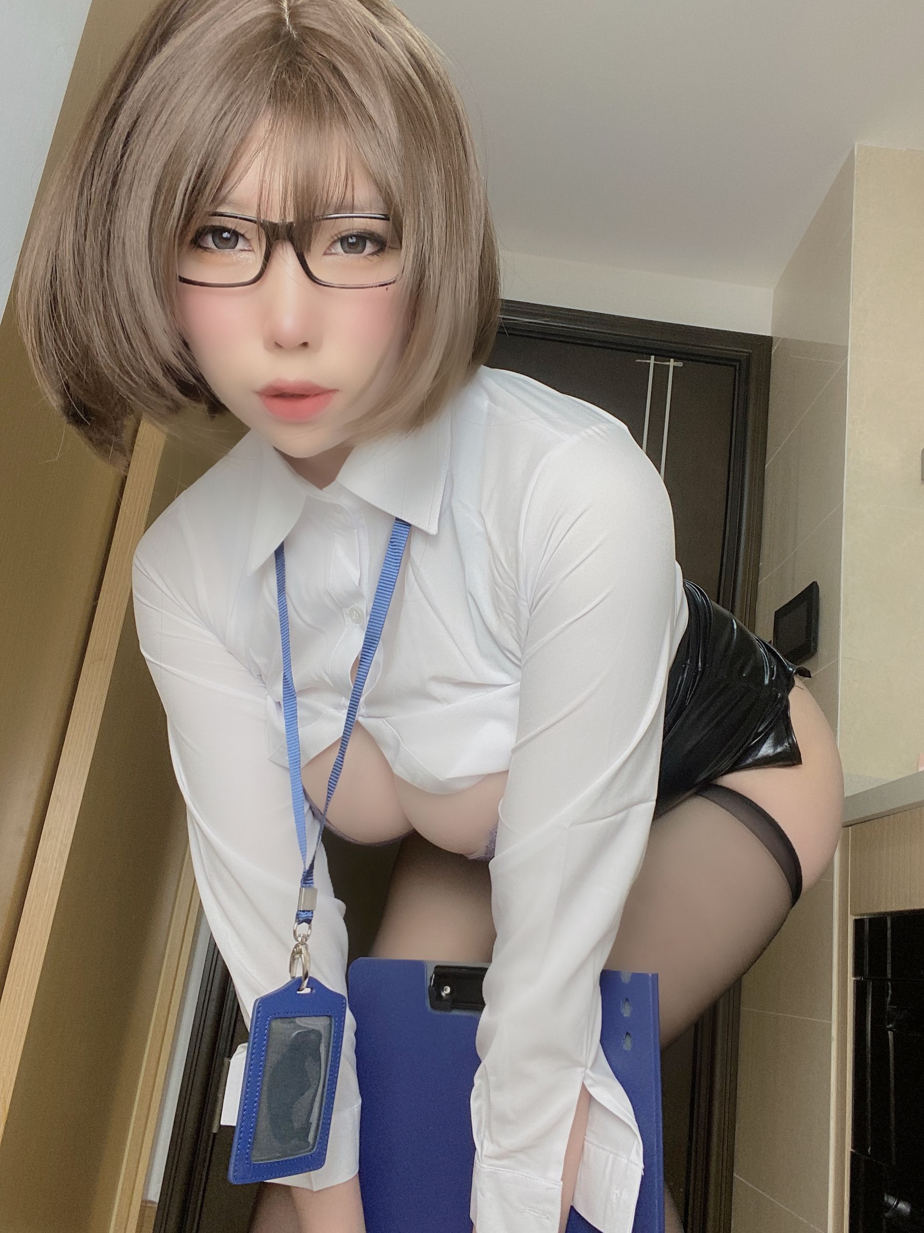 [福利COS] 二次元巨乳美女鹿野希 [Fantia] 【20211229】仕事終わったよ~今から特別残業サービスしよう第3张
