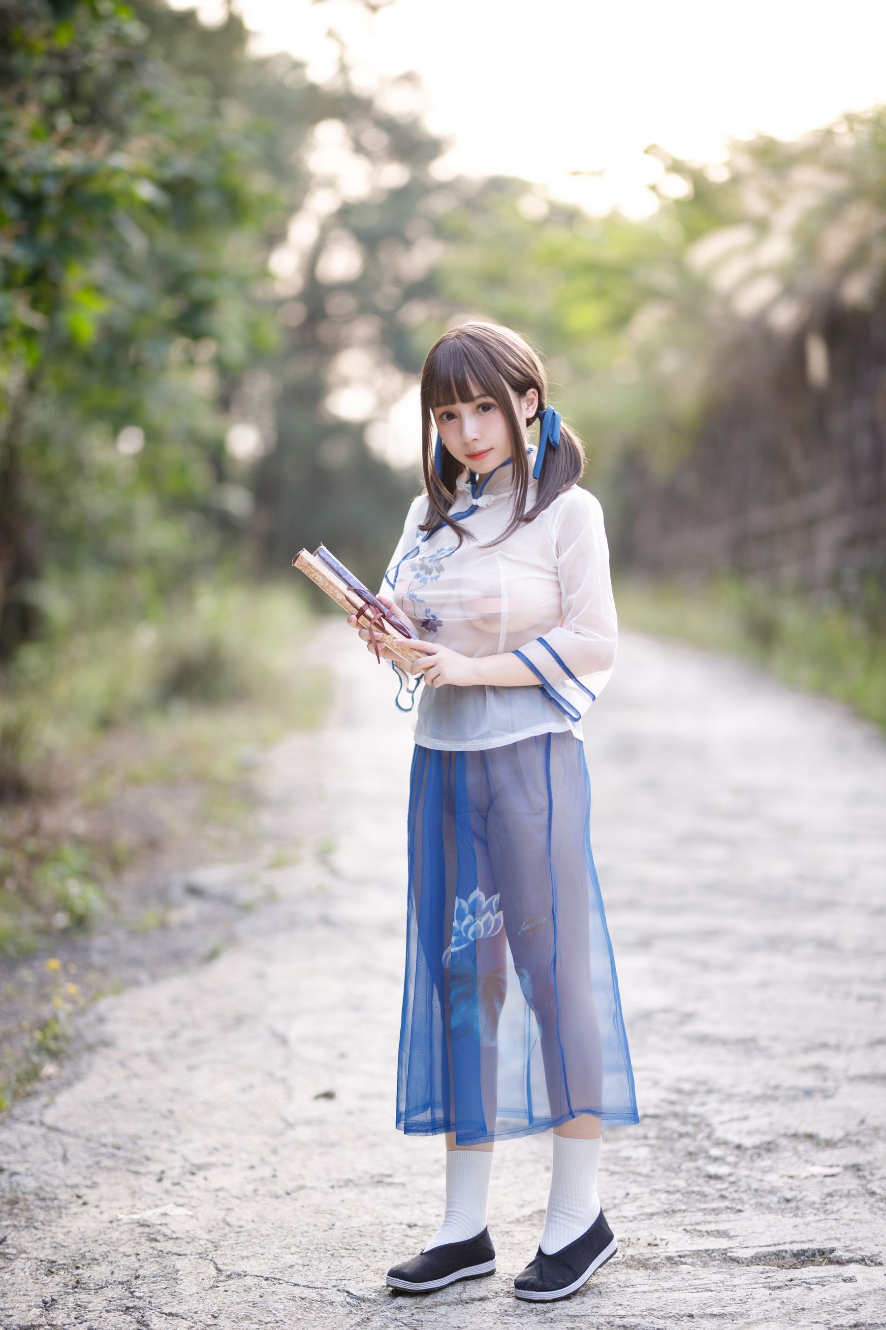 [福利COS] 胡桃猫Kurumineko - 乡野小娇妻第1张