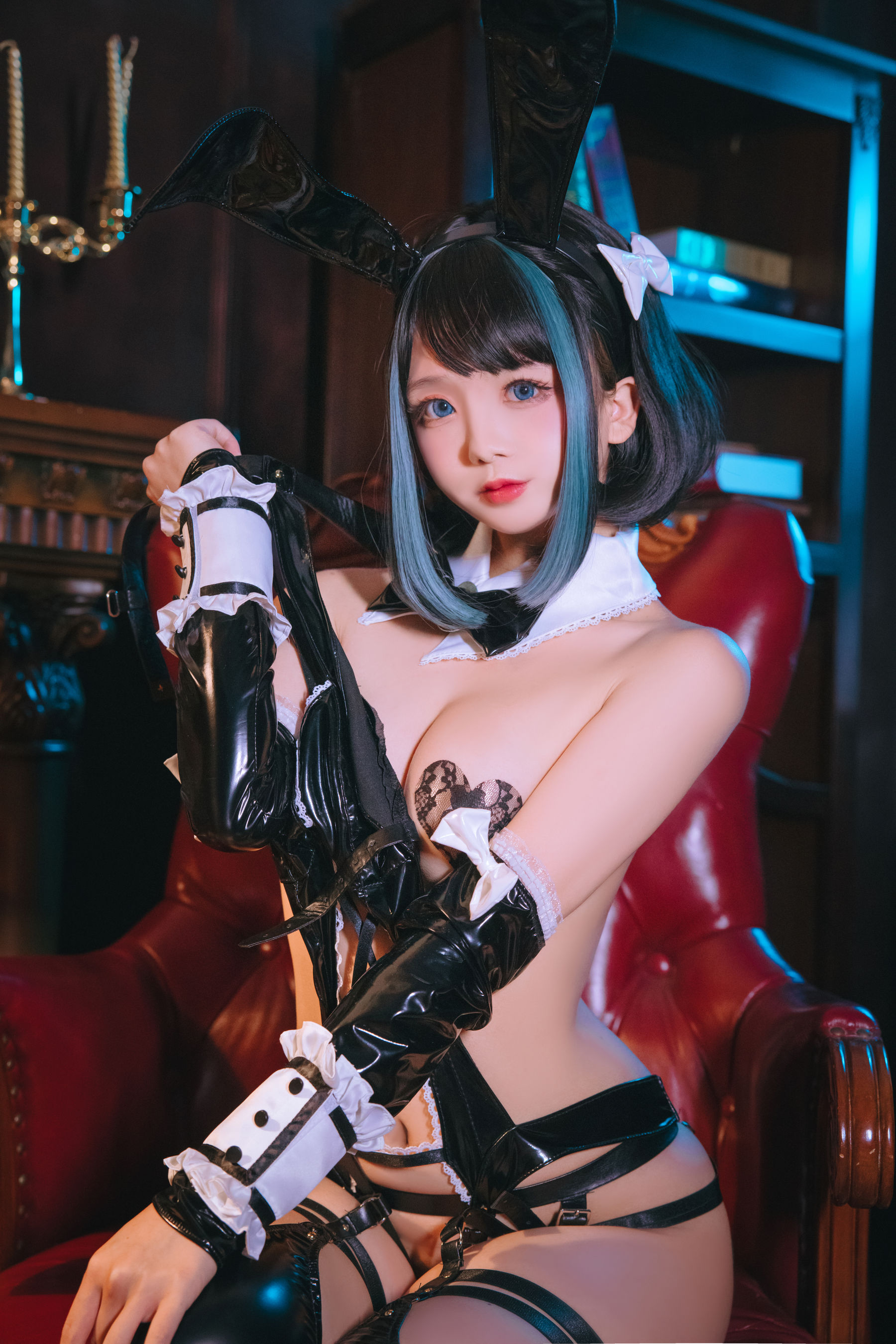 [福利COS] Cosplay日奈娇 - 万圣恶魔皮衣第12张