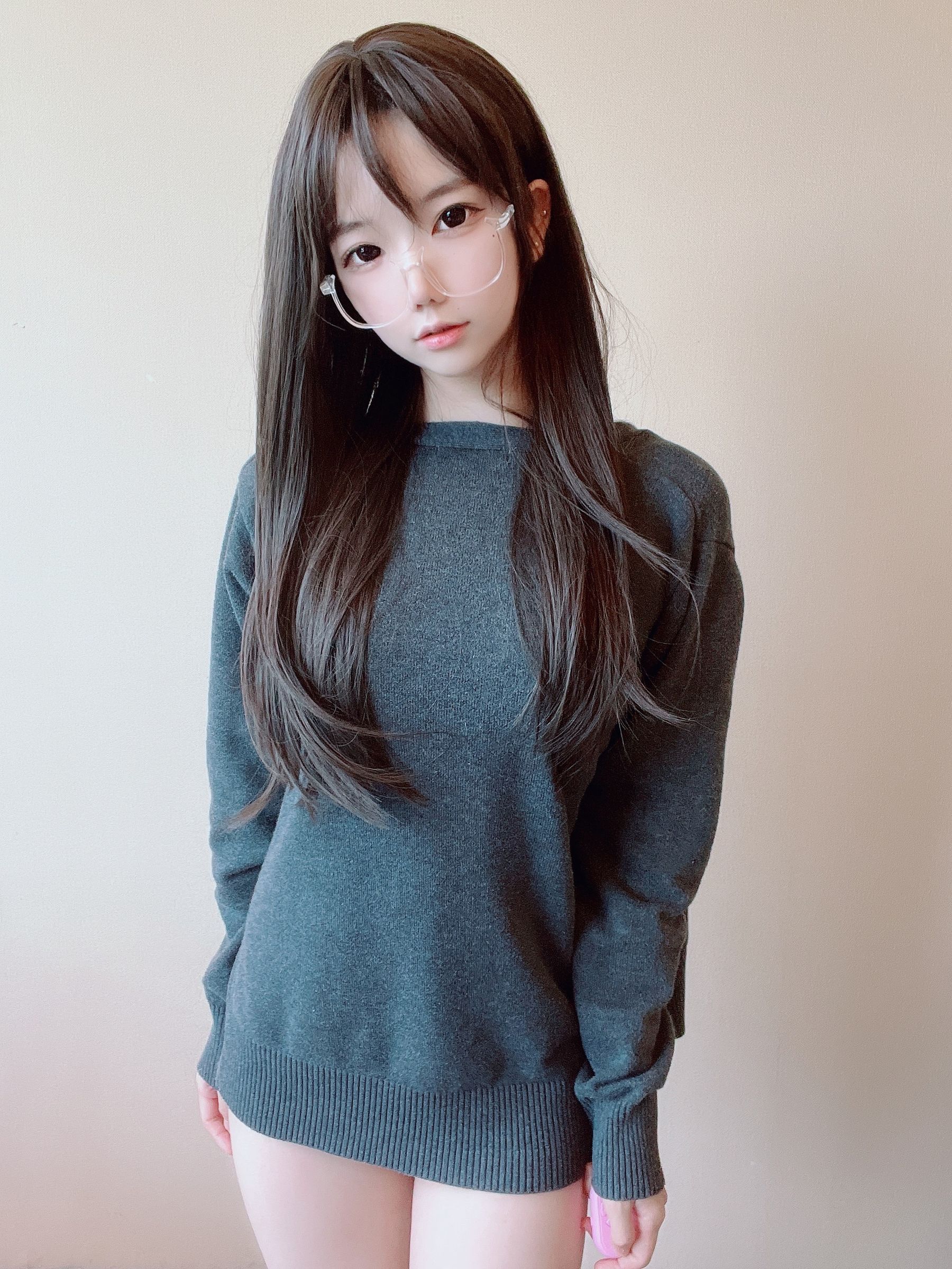 [福利COS] 莉犬酱 - 黑丝白蕾丝第19张