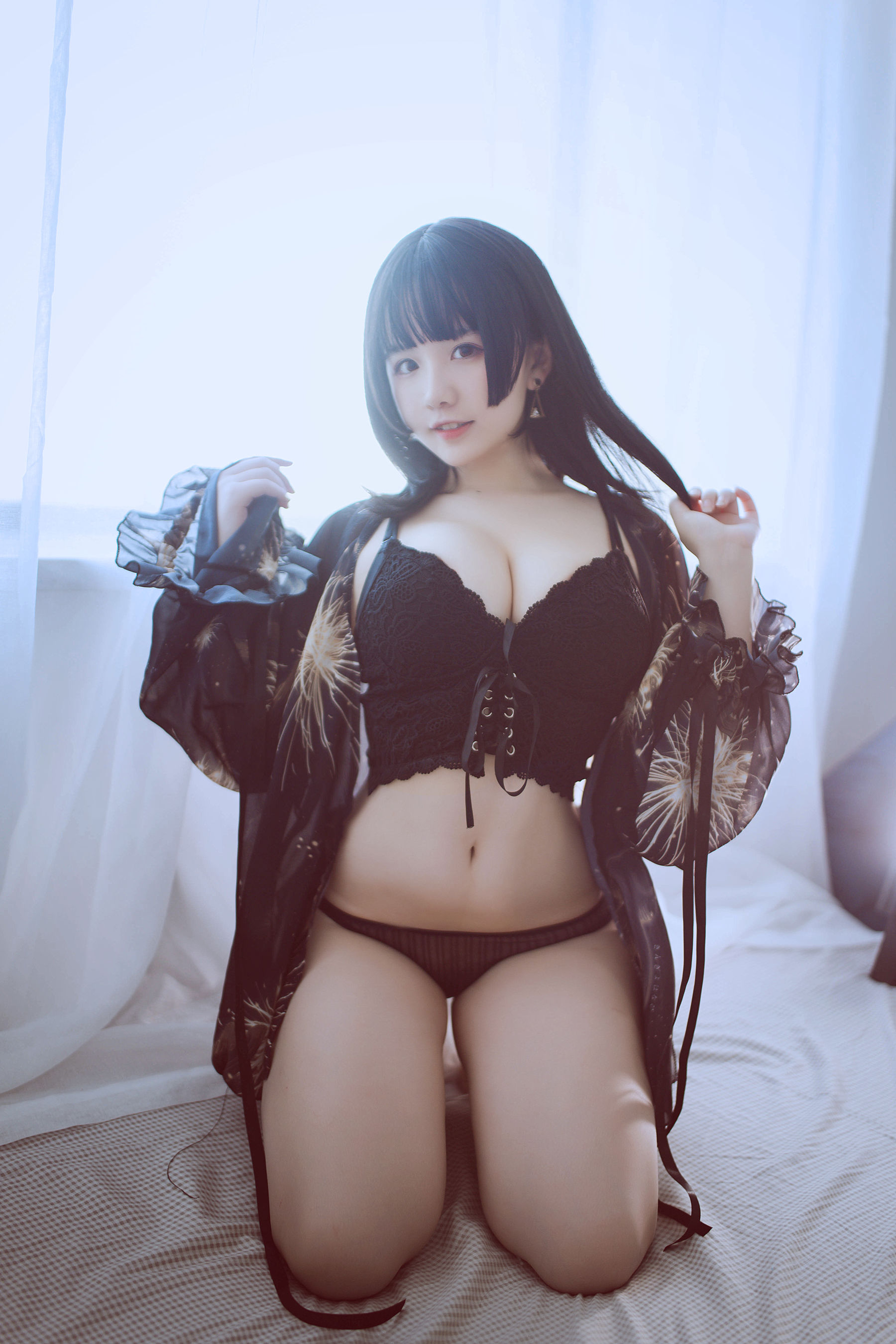 [福利COS] 阿半今天很开心 - 黑色吊带第8张