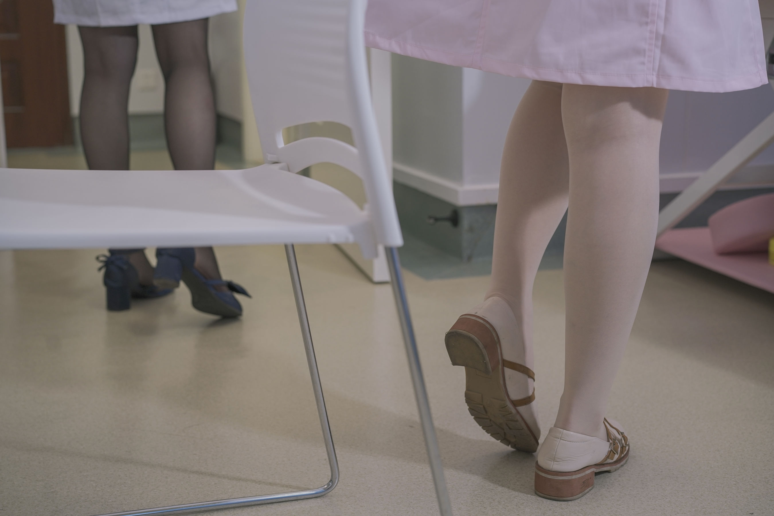 [福利COS] 云溪溪&amp;amp;奶桃桃 N47医护第10张