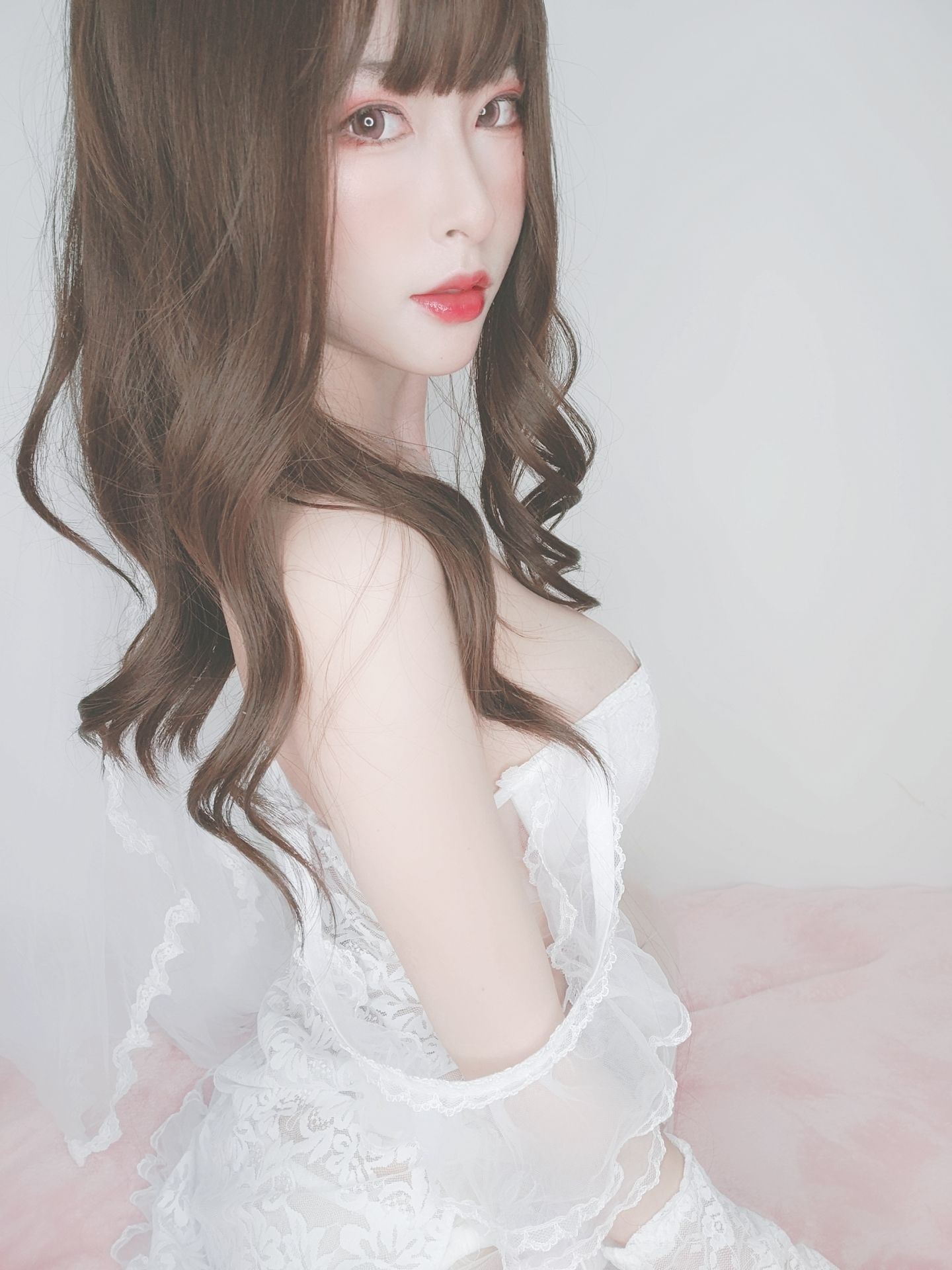 [福利COS] 尤物清水由乃 - 花嫁自拍第16张